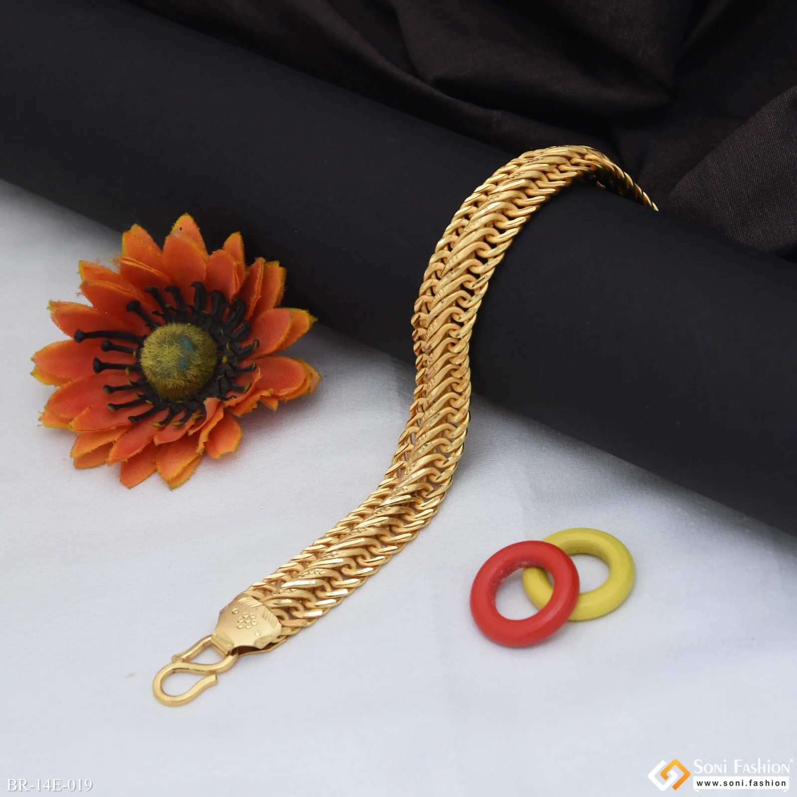 Best Quality Gold Plated Link Bracelet for Men - Style E019 - Image 3
