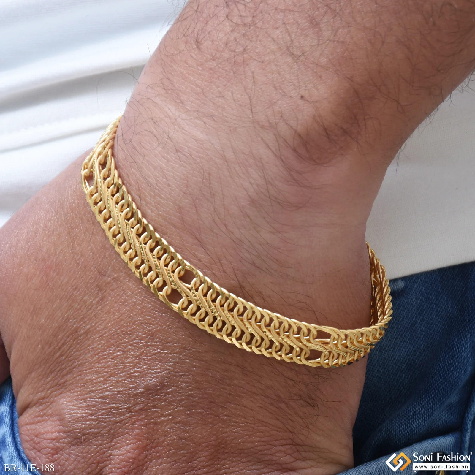 Best Quality Gold Plated Link Bracelet for Men - Style E188