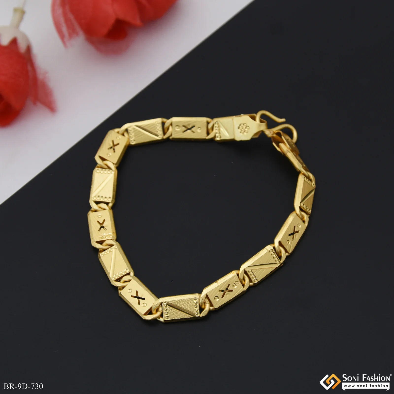 Best Quality Gold Plated Nawabi Bracelet for Men - Style D730 - Image 3