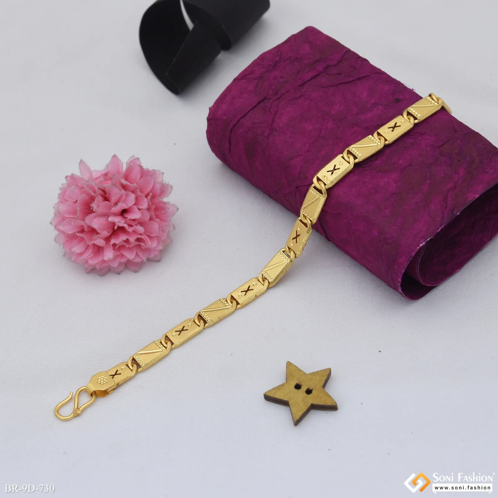 Best Quality Gold Plated Nawabi Bracelet for Men - Style D730 - Image 4