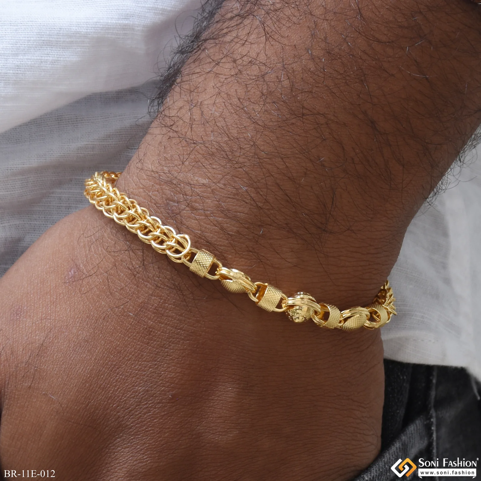 Best Quality Gold Plated Rajwadi Bracelet for Men - Style E012