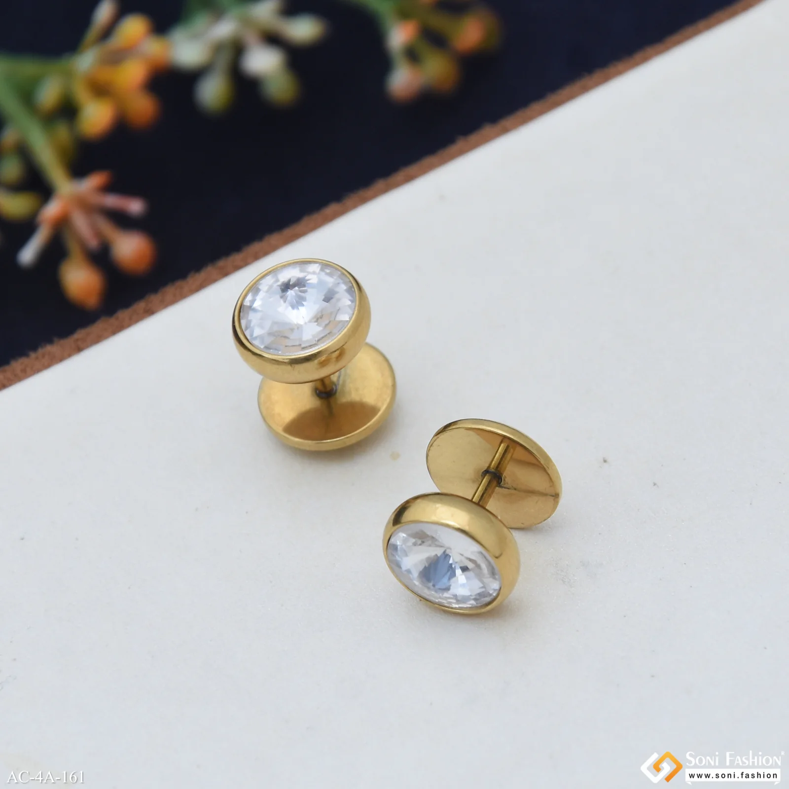 Best Quality Golden Color Stud Earring for Men (2 Pc) - Style A161 - Image 5