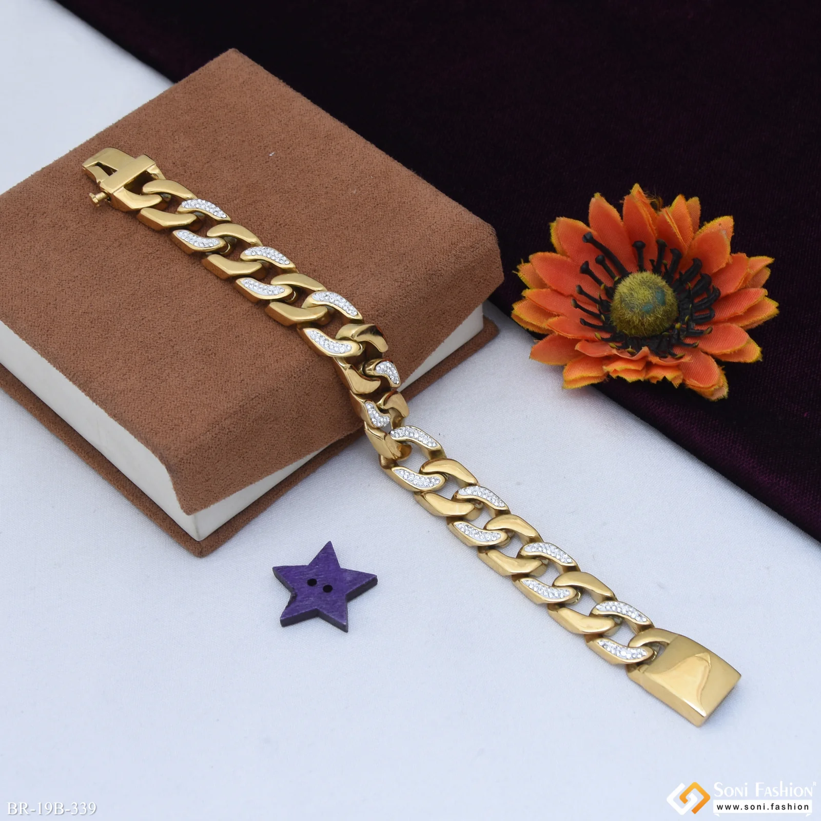 Best Quality With Diamond Golden Color Stainless Steel Bracelet - Style B339 - Image 5