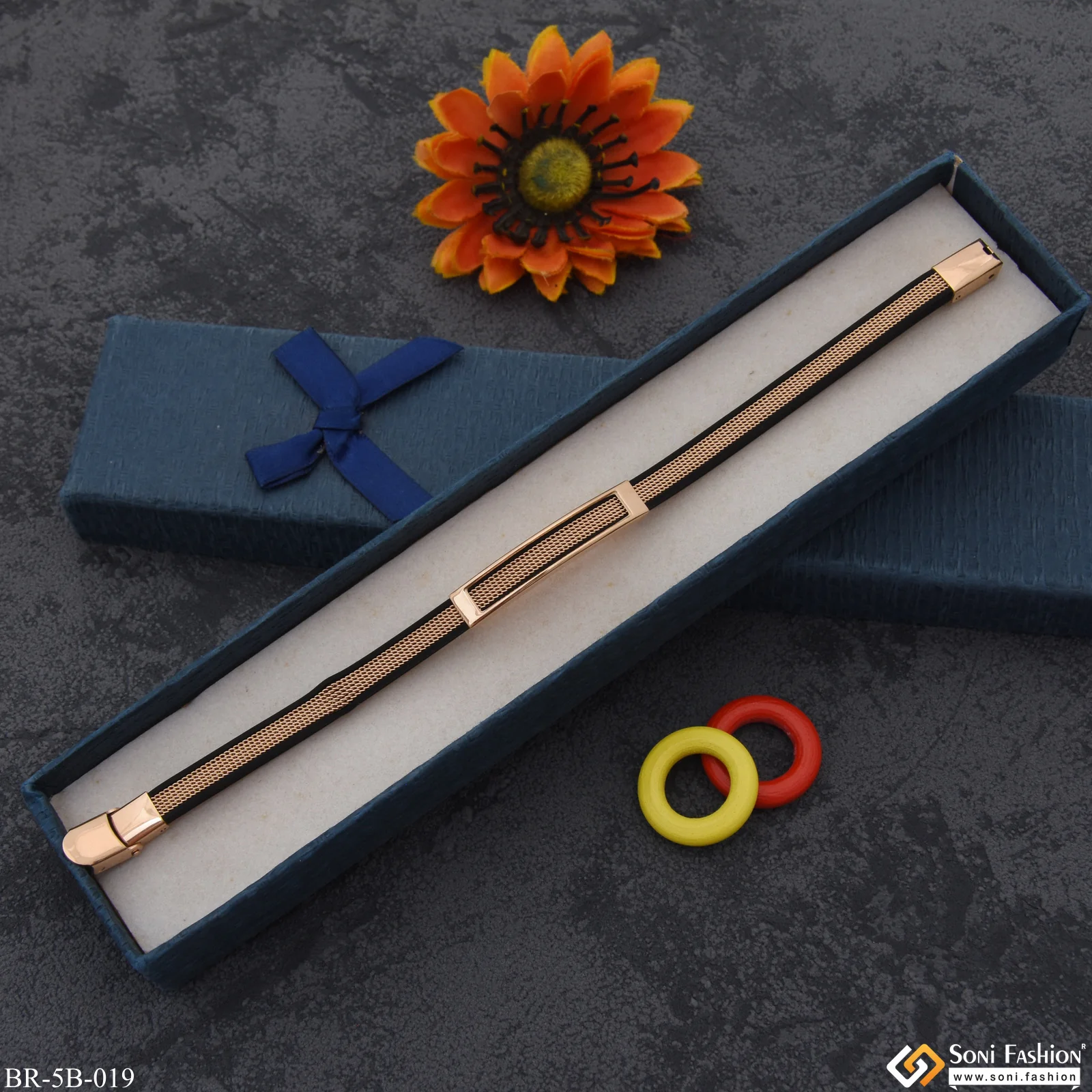Black Rose Gold Rubber Superior Quality Sparkling Design Stainless Steel Bracelet - Style B019 - Image 4