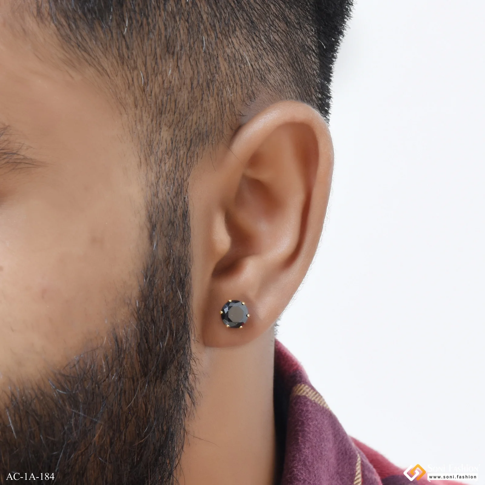 Black ston Fashionable Design Gold Plated Stud Earring for Men (1 pc) - Style A184