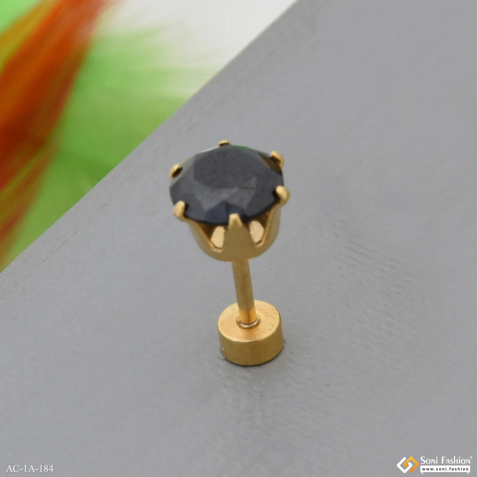 Black ston Fashionable Design Gold Plated Stud Earring for Men (1 pc) - Style A184 - Image 3
