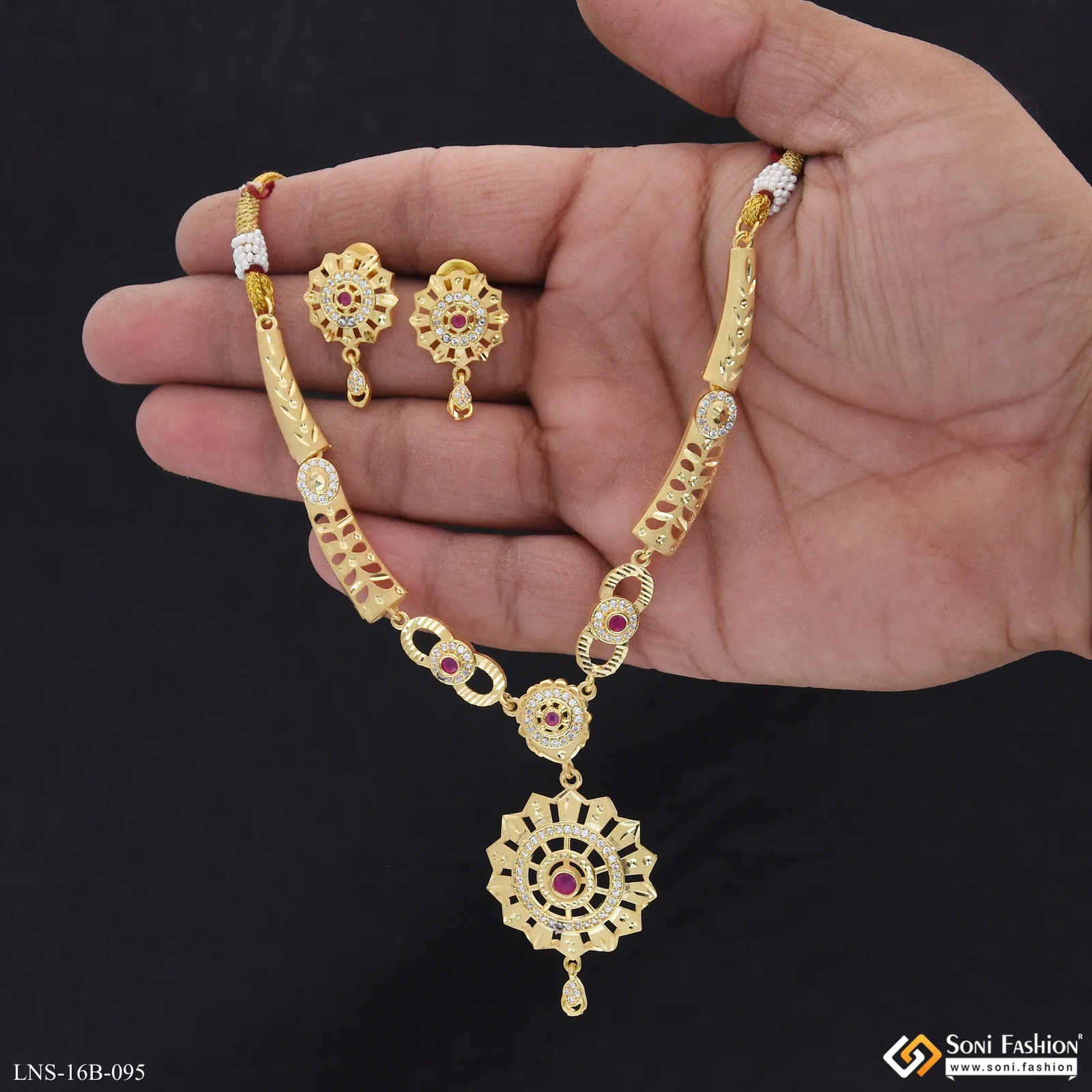 Brilliant Design Gold Plated Necklace Set for Women - Style B095 - Image 2