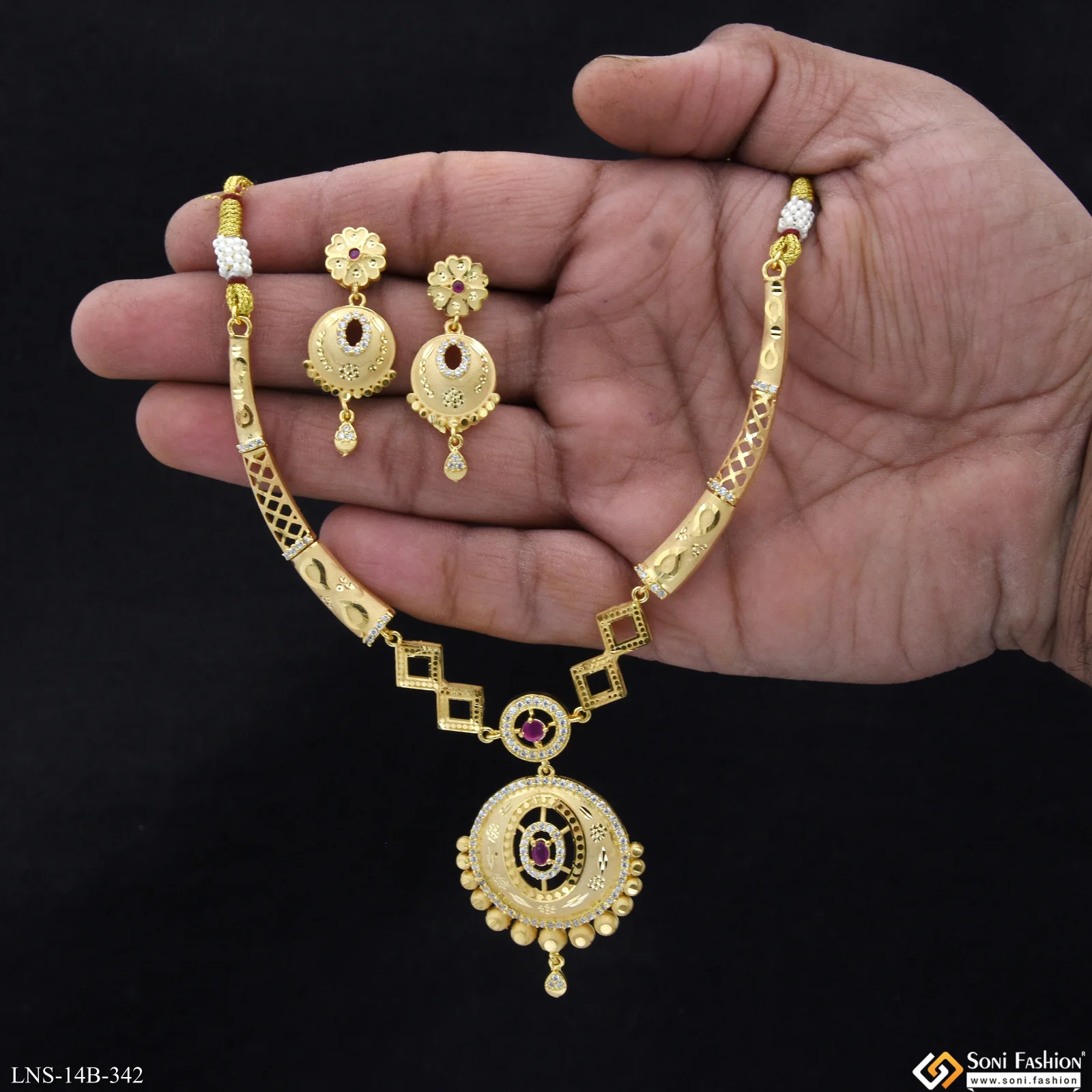 Brilliant Design Gold Plated Necklace Set for Women - Style B342 - Image 2
