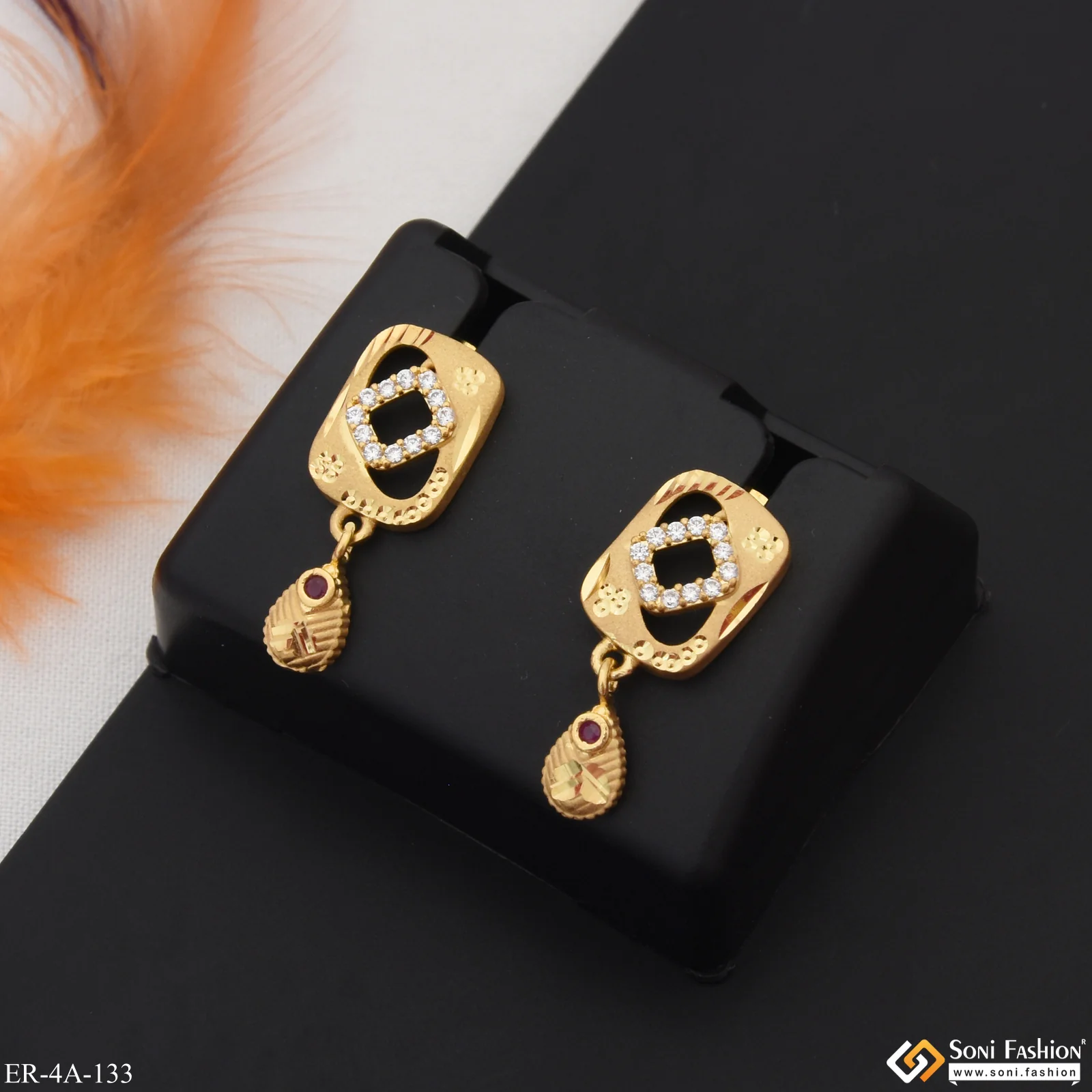 Brilliant Design Sparkling Design Gold Plated Earrings for Ladies - Style A133 - Image 3