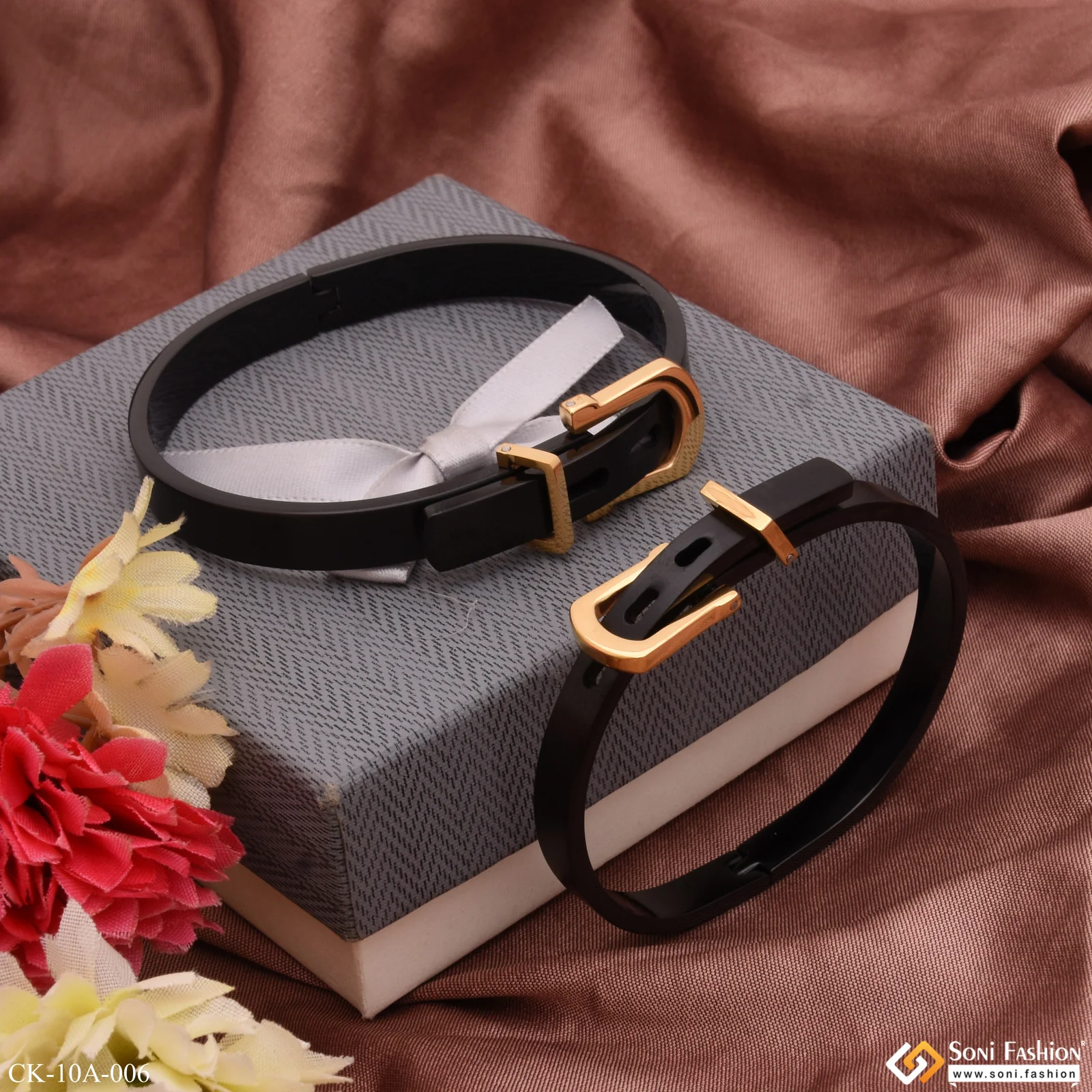 Eye-catching Design Belt Black & Golden Color Couple Kada - Style A006 - Image 3
