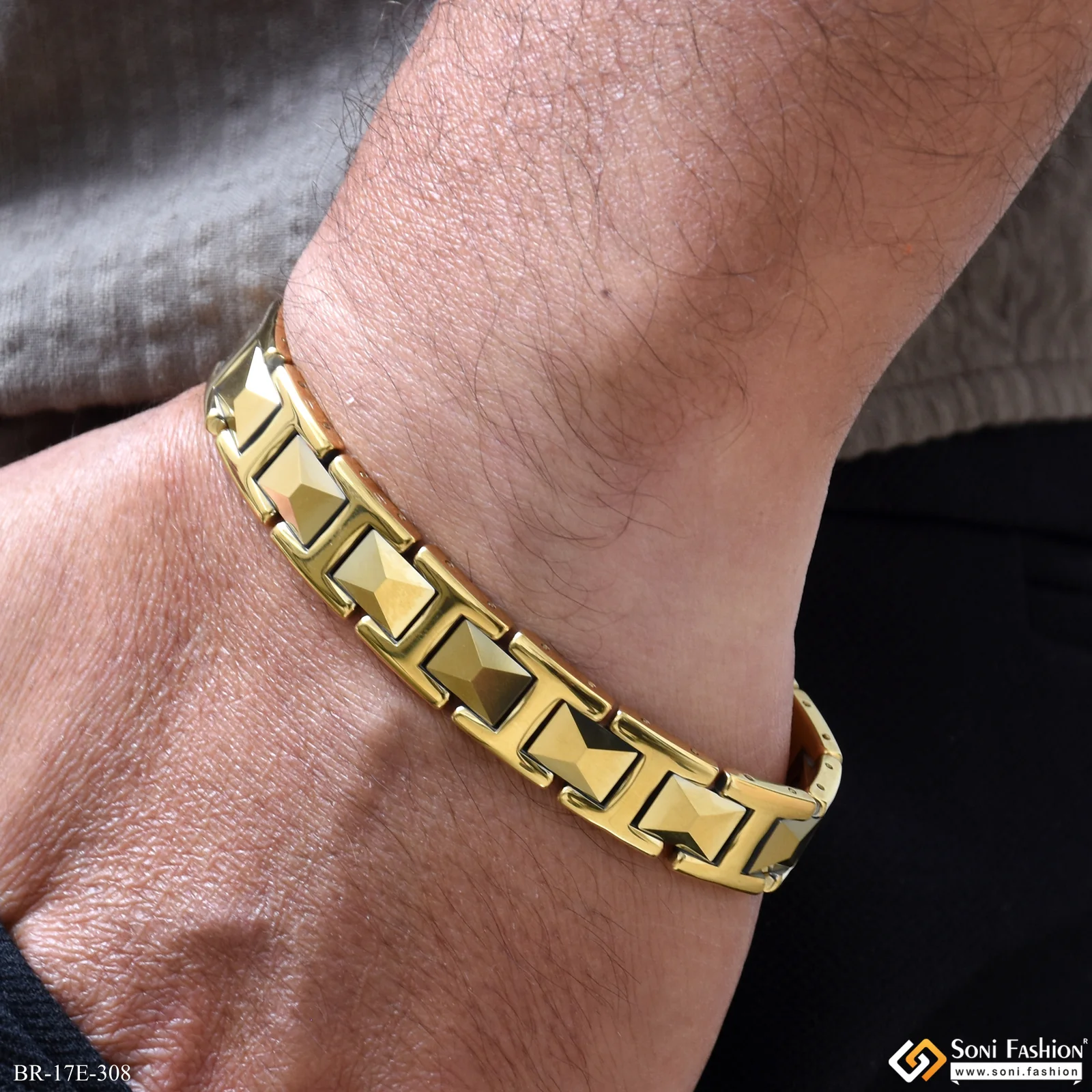 Ceramic Latest Design Golden Color Bracelet for Men - Style E308