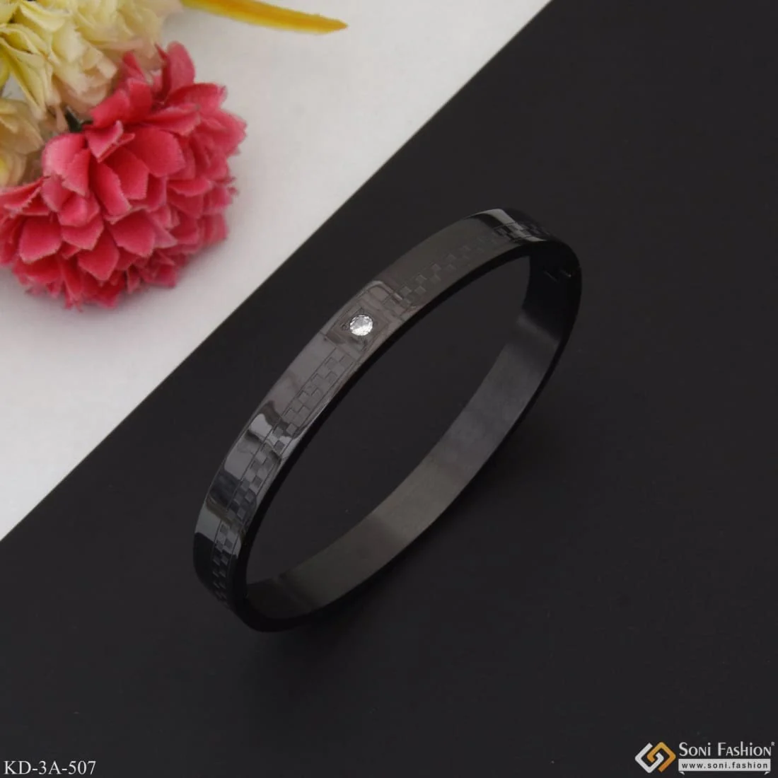 Charming Design Premium-Grade Quality Gold Plated Kada for Men - Style A507 - Image 3