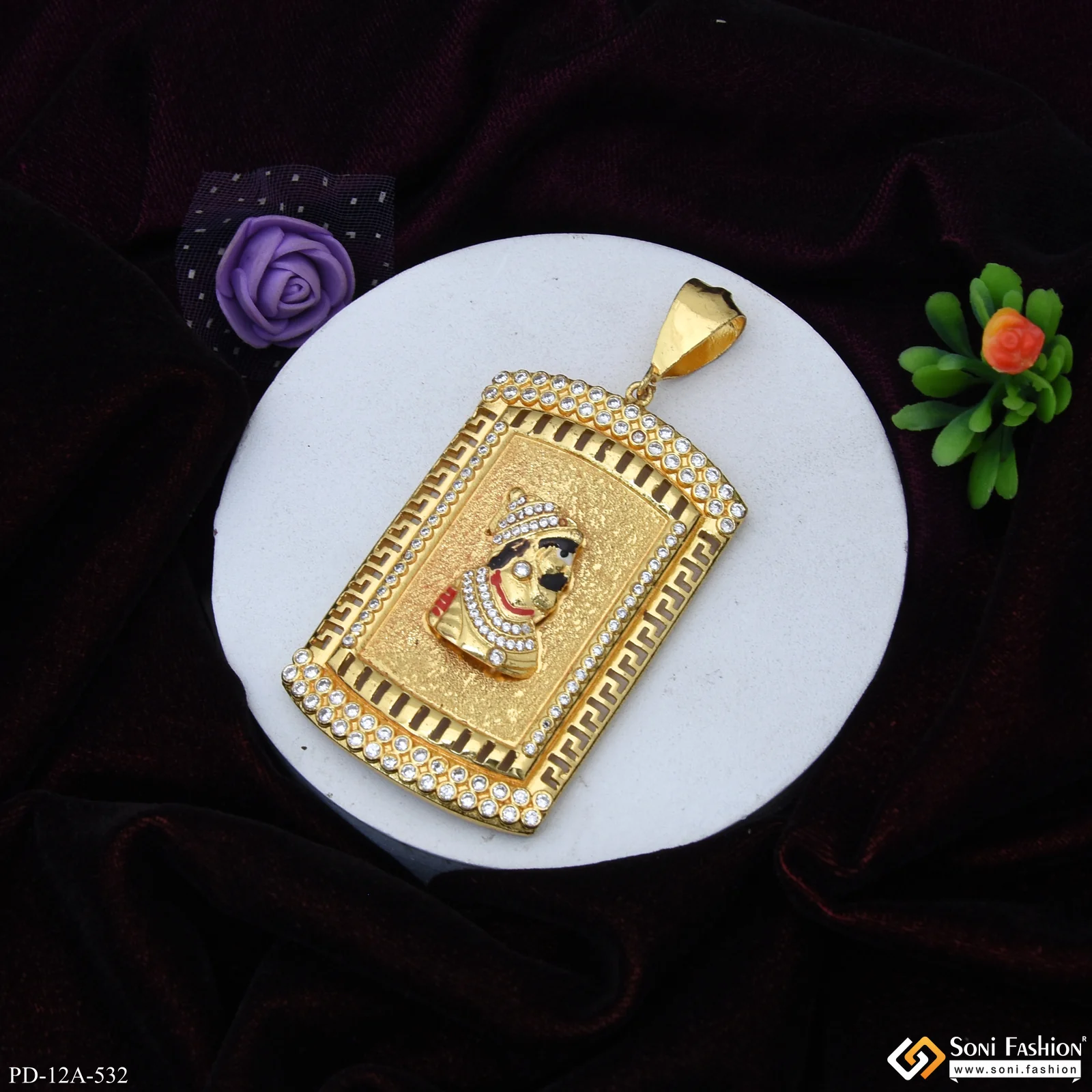 Chatrapati Shivaji Maharaj In Attractive Background Diamonds Gold Plated Pendant - Style A532
