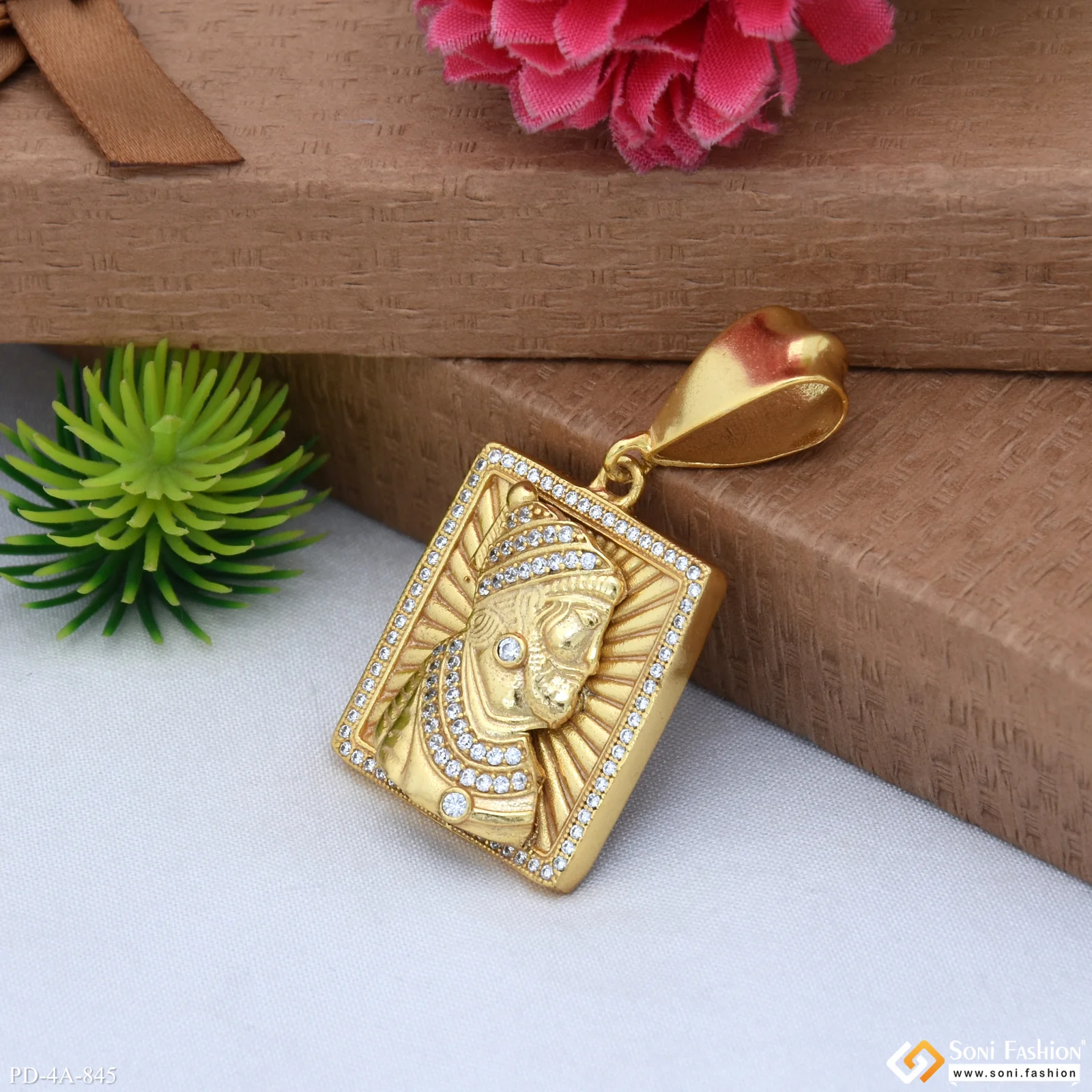 Chhatrapatti Shivaji Maharaj With Diamond Gold Plated Pendant - Style A845 - Image 4