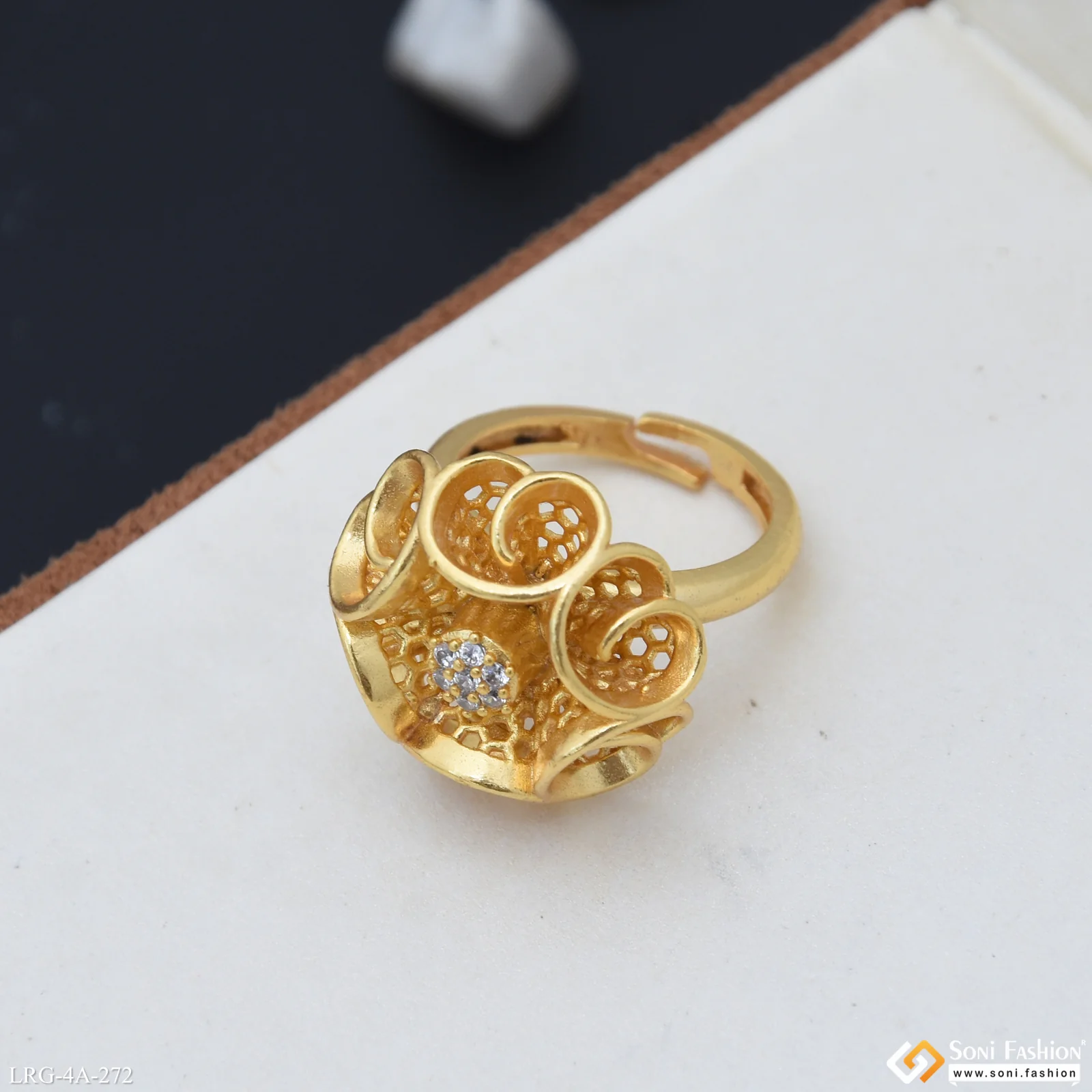 Chic Design Gold Plated Ring for Ladies - Style A272 - Image 3