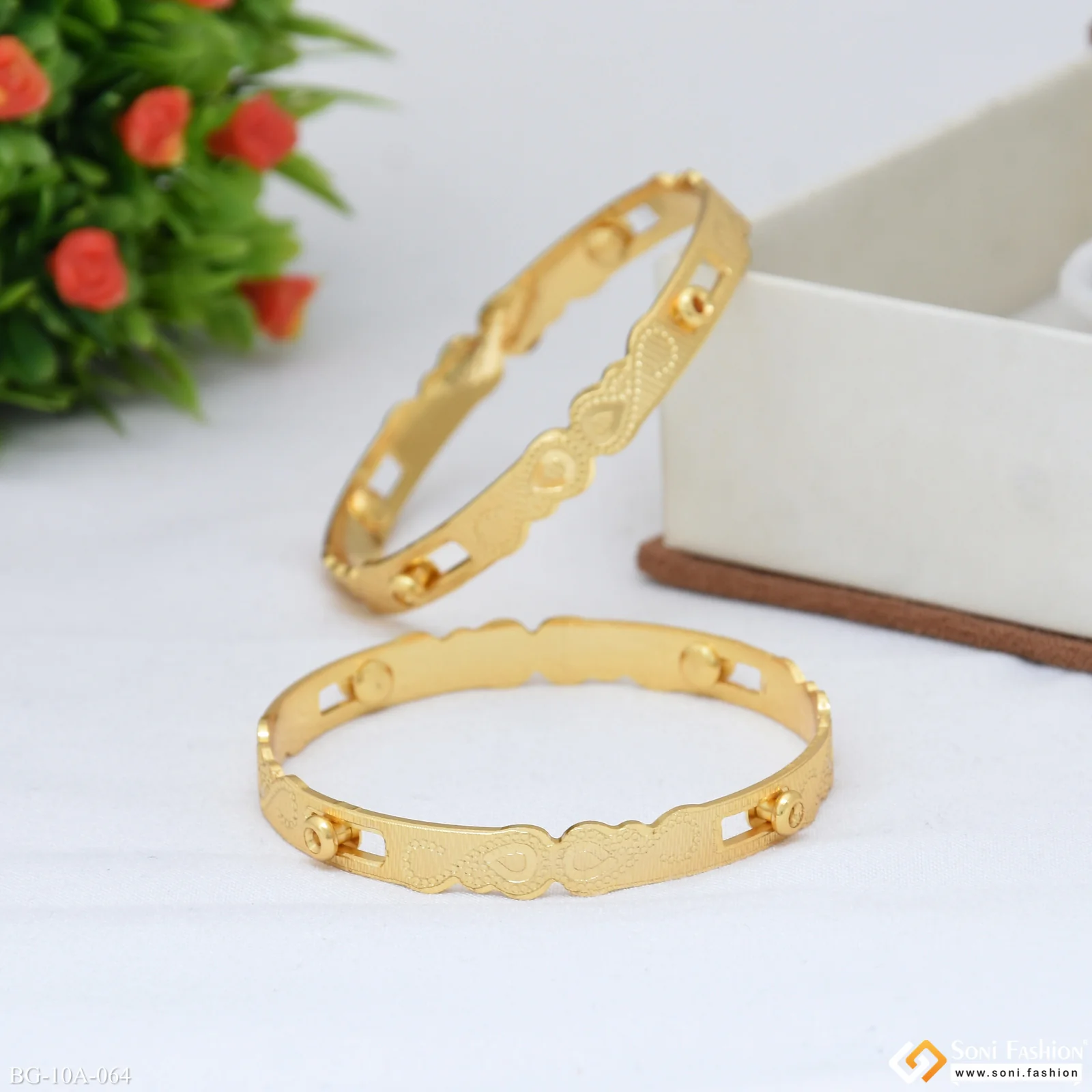 Cool Design Gold Plated Bangles for Women - Style A064 - Image 4