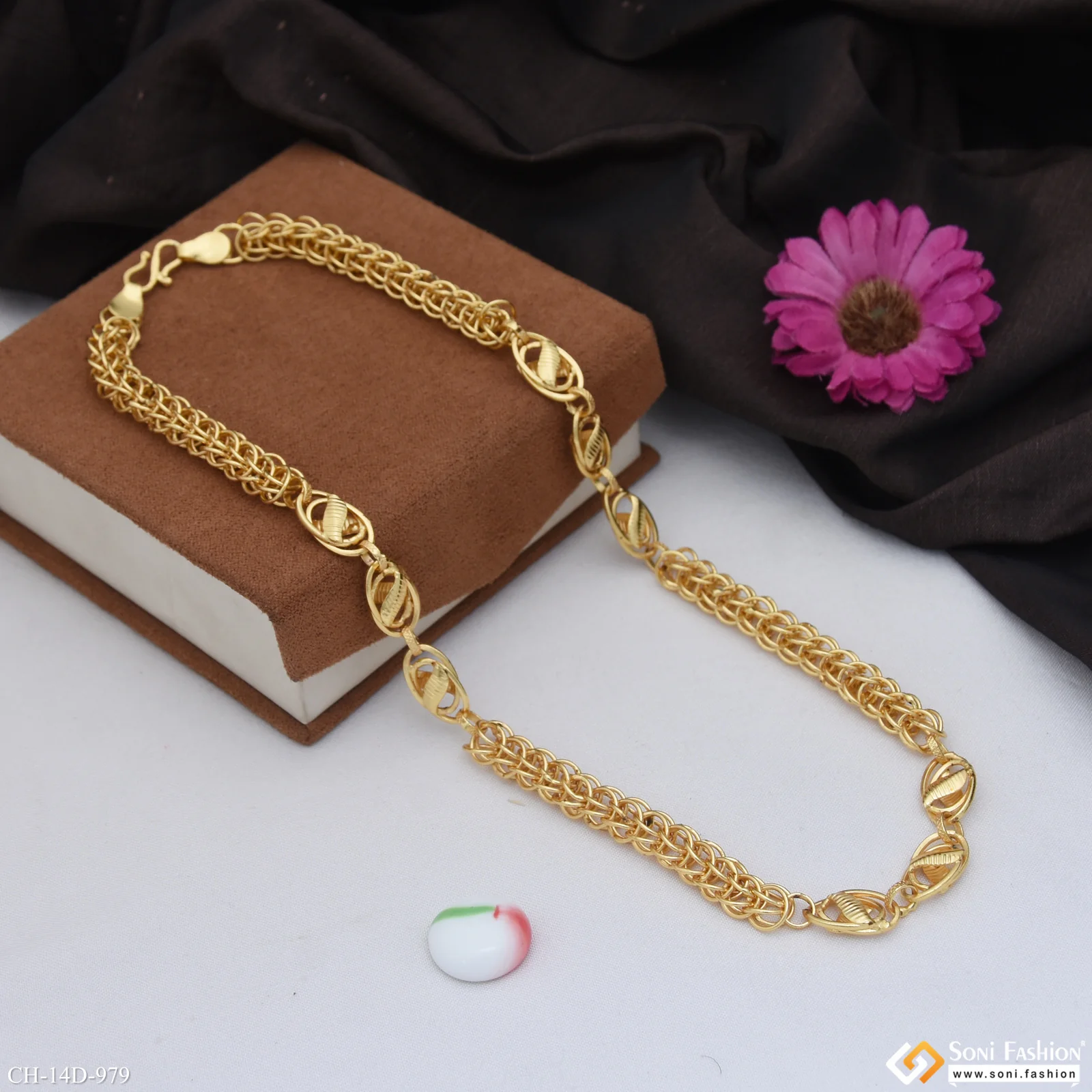 Cool Design Superior Quality Gold Plated Rajwadi Chain for Men - Style D979 - Image 5