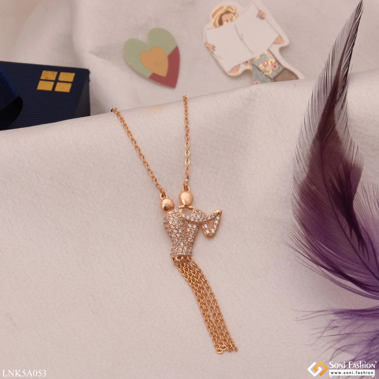 Couple Pose with Diamond Fashionable Golden Color Necklace for Women - Style LNKA053 - Image 6