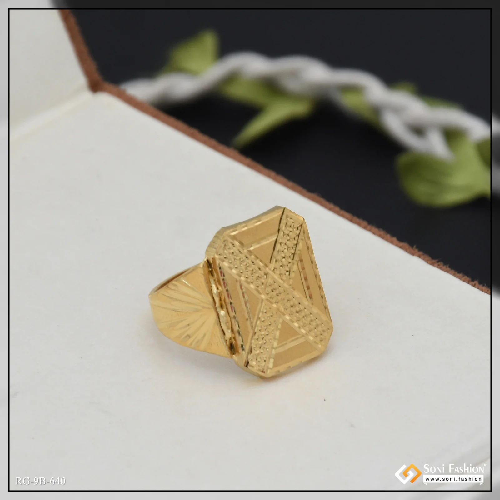 Dainty Design Best Quality Gold Plated Ring for Men - Style B640 - Image 4