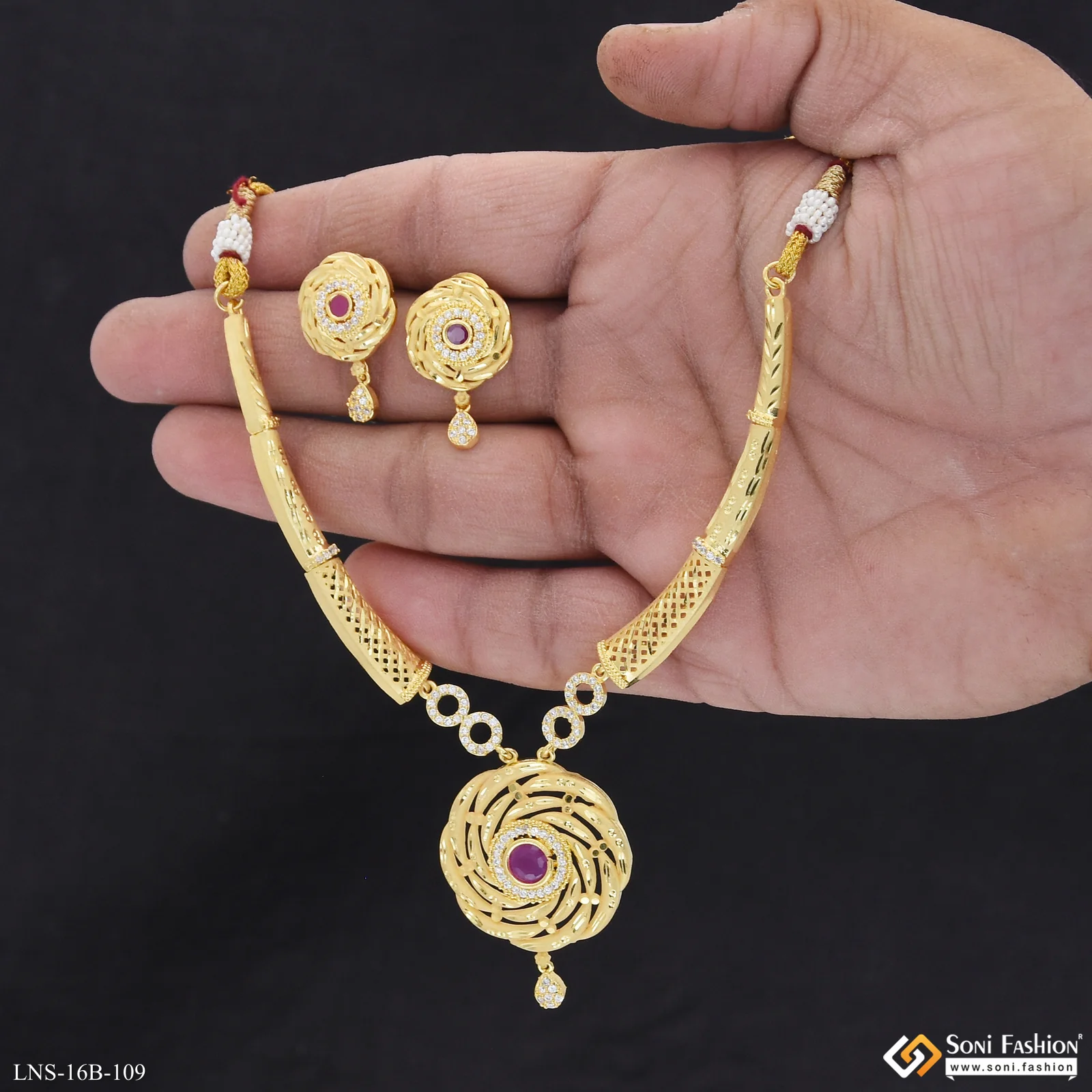 Dazzling Design Gold Plated Necklace Set for Women - Style B109 - Image 5