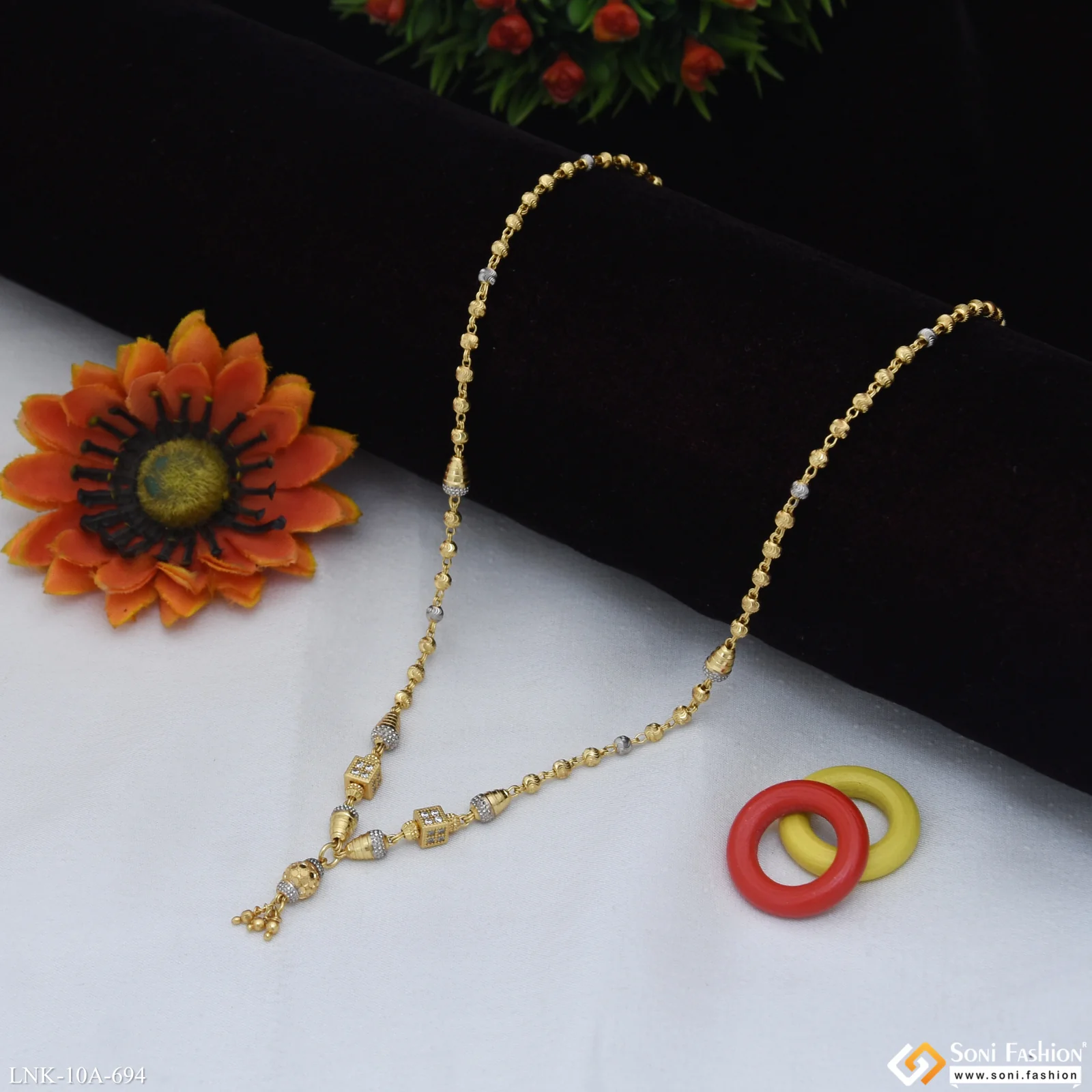 Decorative Design Gold Plated Necklace for Ladies - Style A694 - Image 3