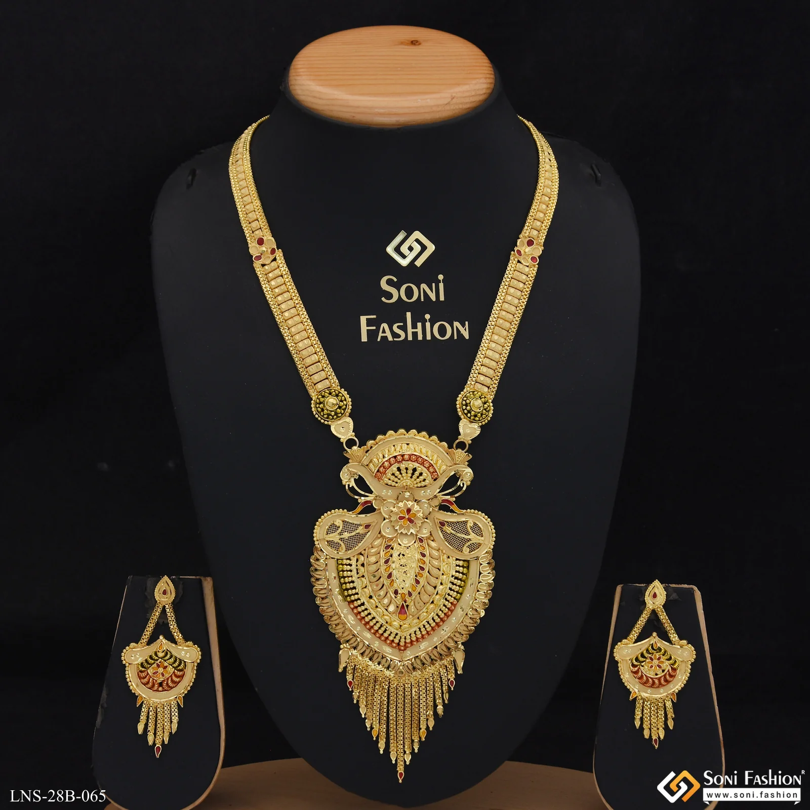 Decorative Design Gold Plated Necklace Set for Women - Style B065