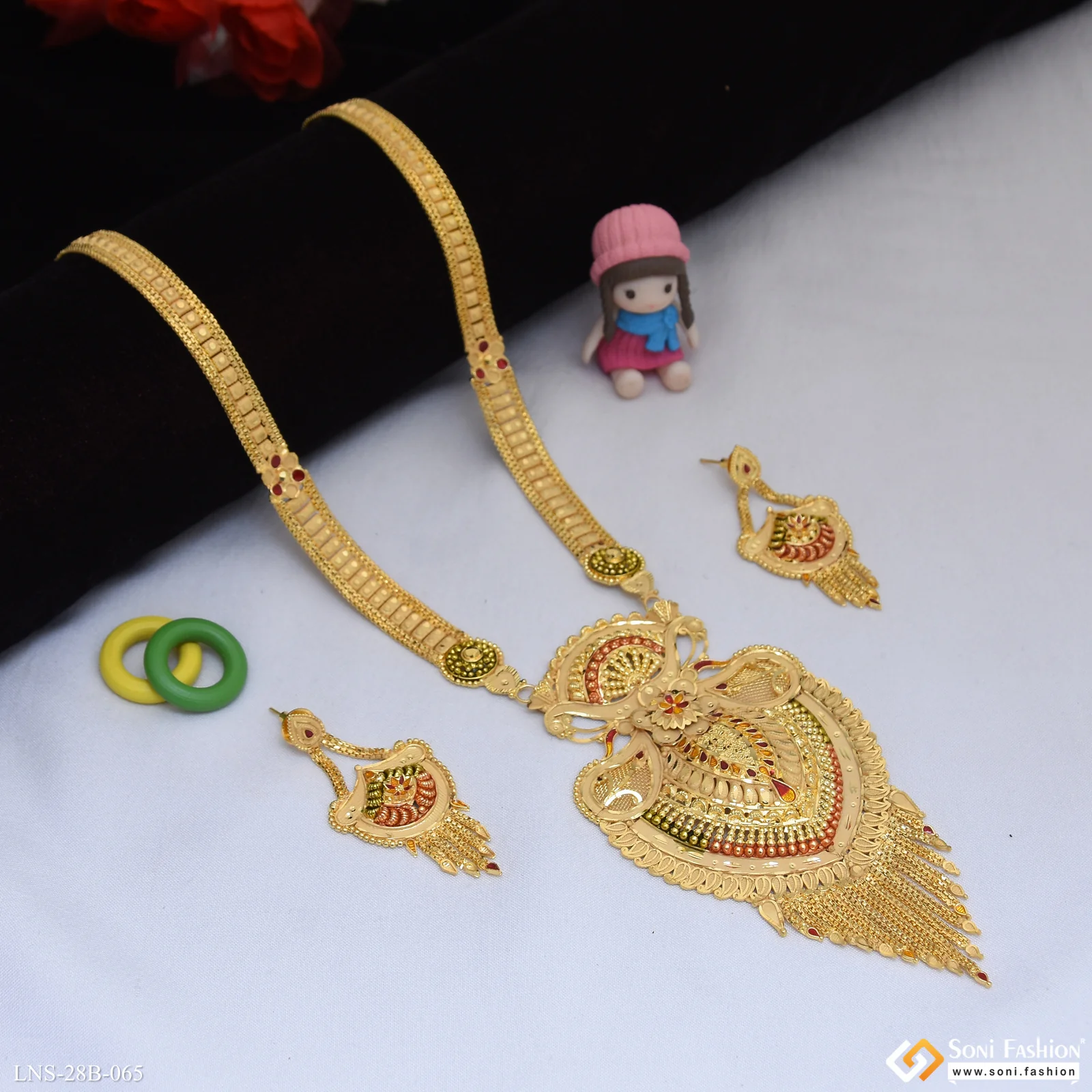 Decorative Design Gold Plated Necklace Set for Women - Style B065 - Image 4