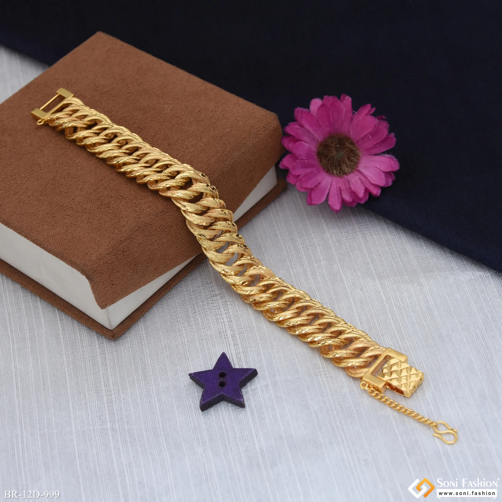 Delicate Design Gold Plated Link Bracelet for Men - Style D999 - Image 4