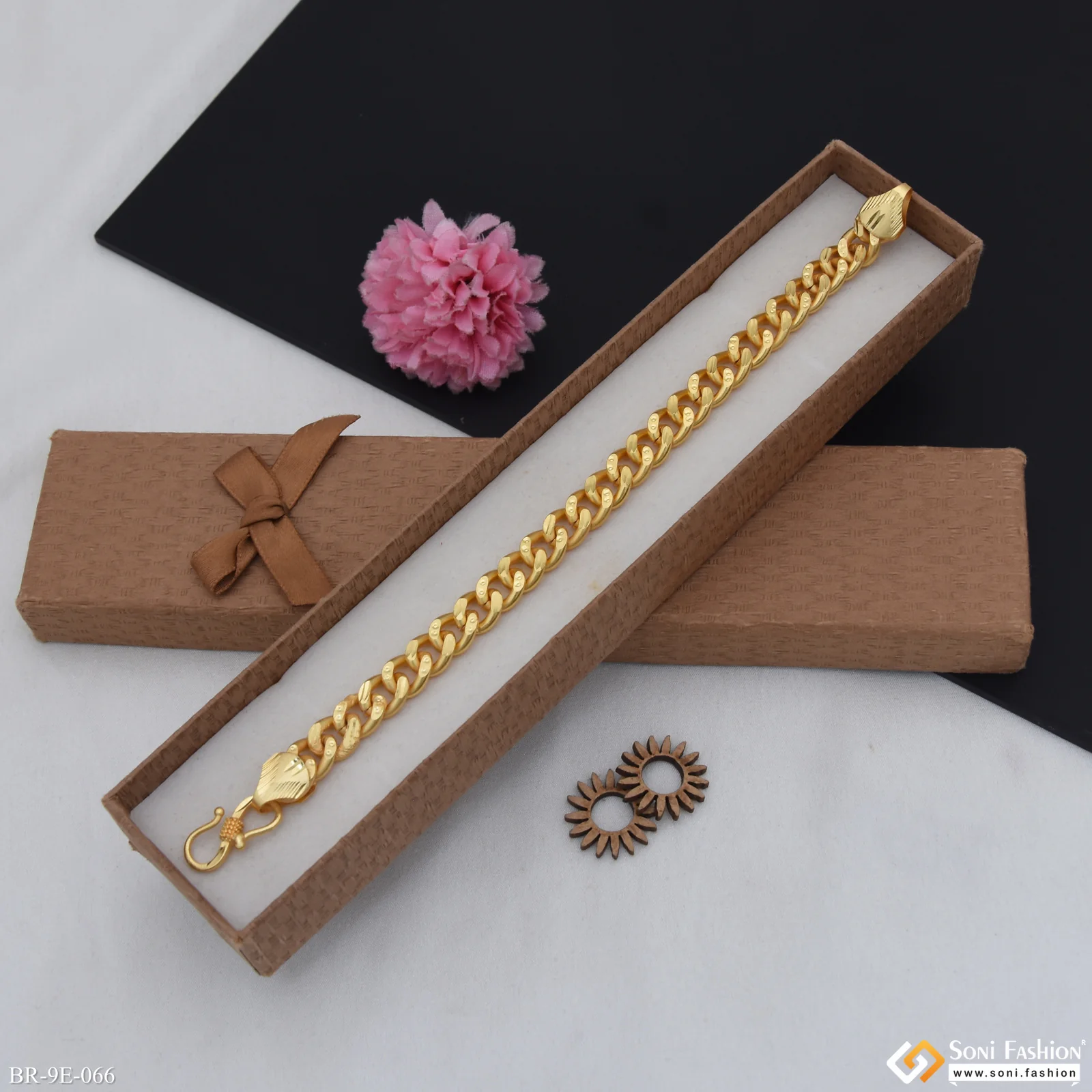 Delicate Design Gold Plated Link Bracelet for Men - Style E066 - Image 2