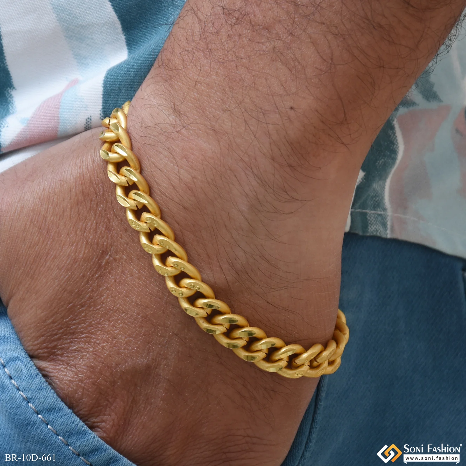 Delicate Design Gold Plated Linked Bracelet for Men - Style D661 - Image 2