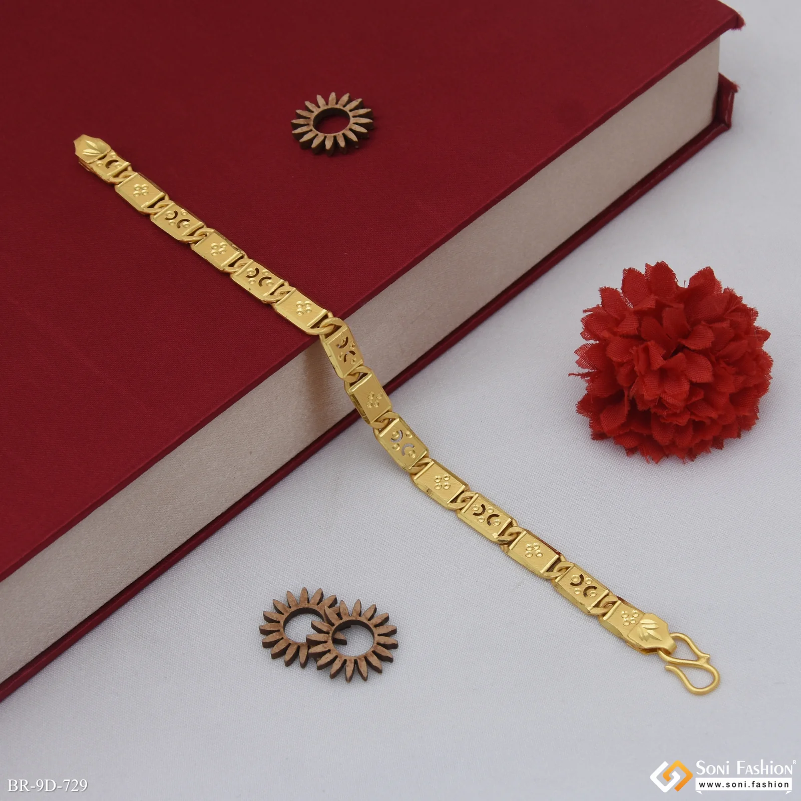 Delicate Design Gold Plated Nawabi Bracelet for Men - Style D729 - Image 5