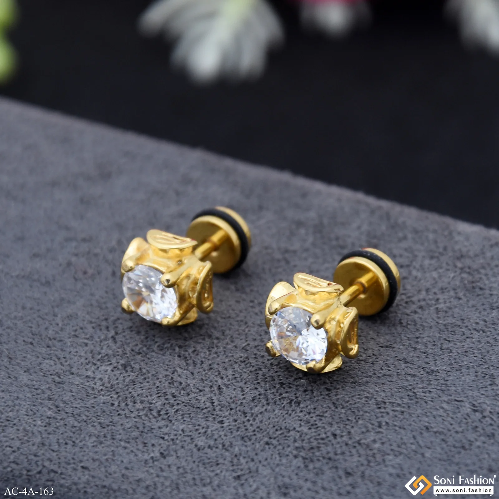 Delicate Design Golden Color Stud Earring for Men (2 Pc) - Style A163 - Image 3