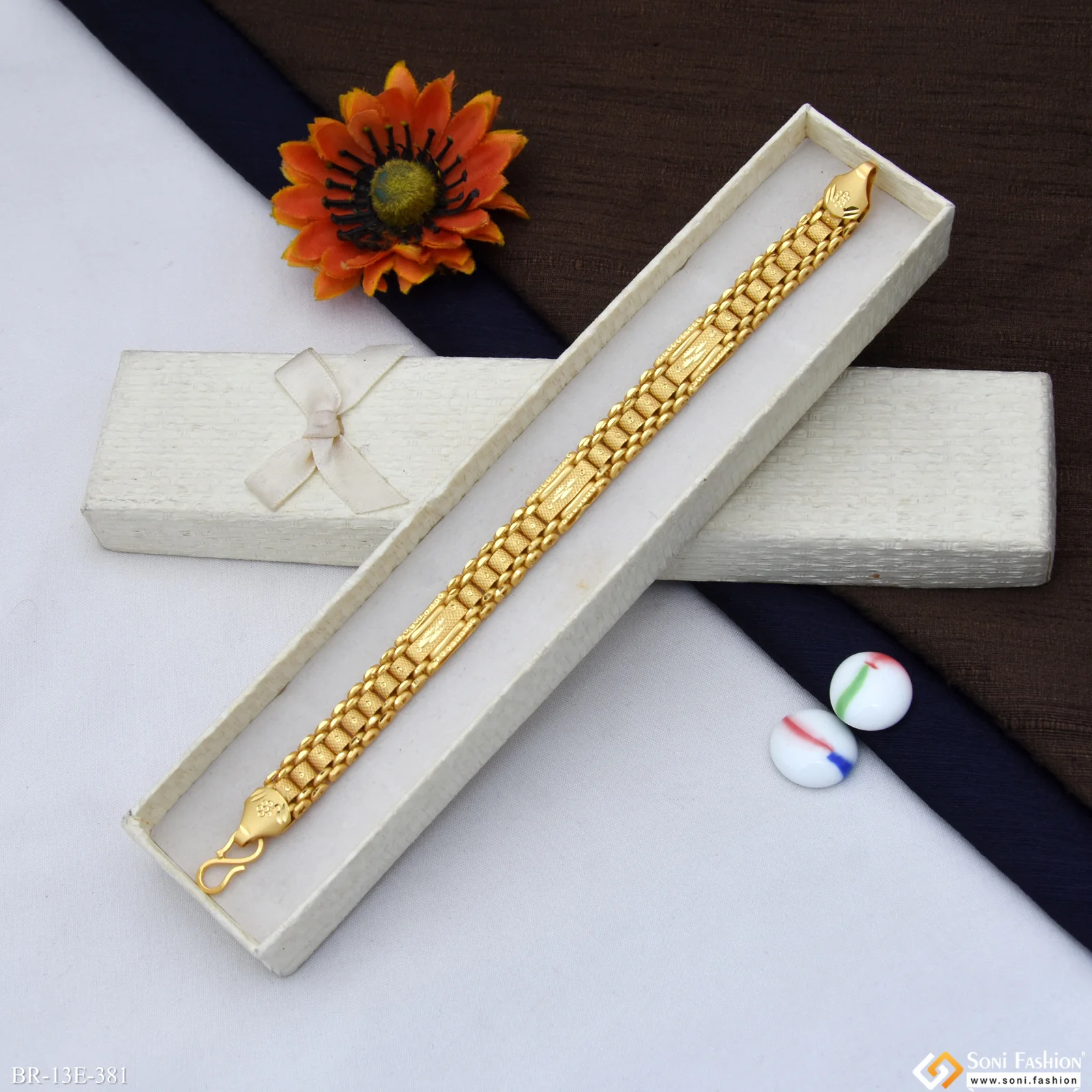 Dilicate Design Gold Plated Box Bracelet for Men - Style E381 - Image 4