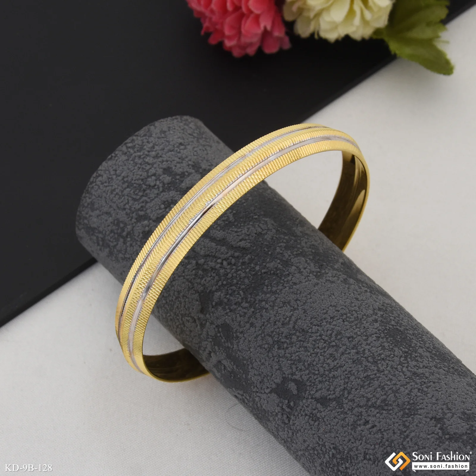 Dual Tone Delicate Design Gold Plated Punjabi Kada for Men - Style B128 - Image 4