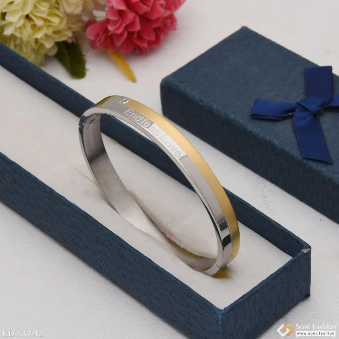 End Less Love Sophisticated Design Golden & Silver Color Kada for Men - Style A912 - Image 2