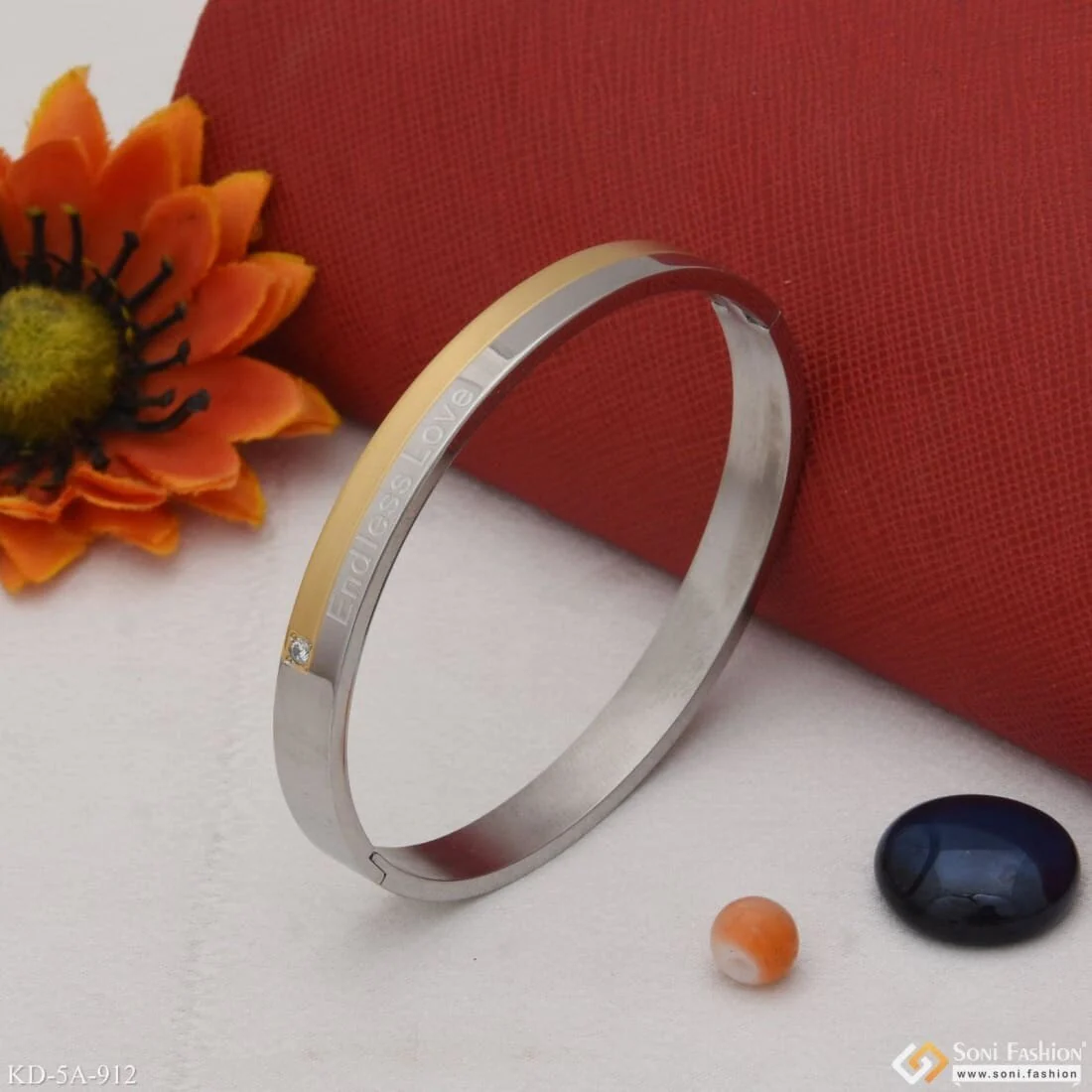 End Less Love Sophisticated Design Golden & Silver Color Kada for Men - Style A912 - Image 4