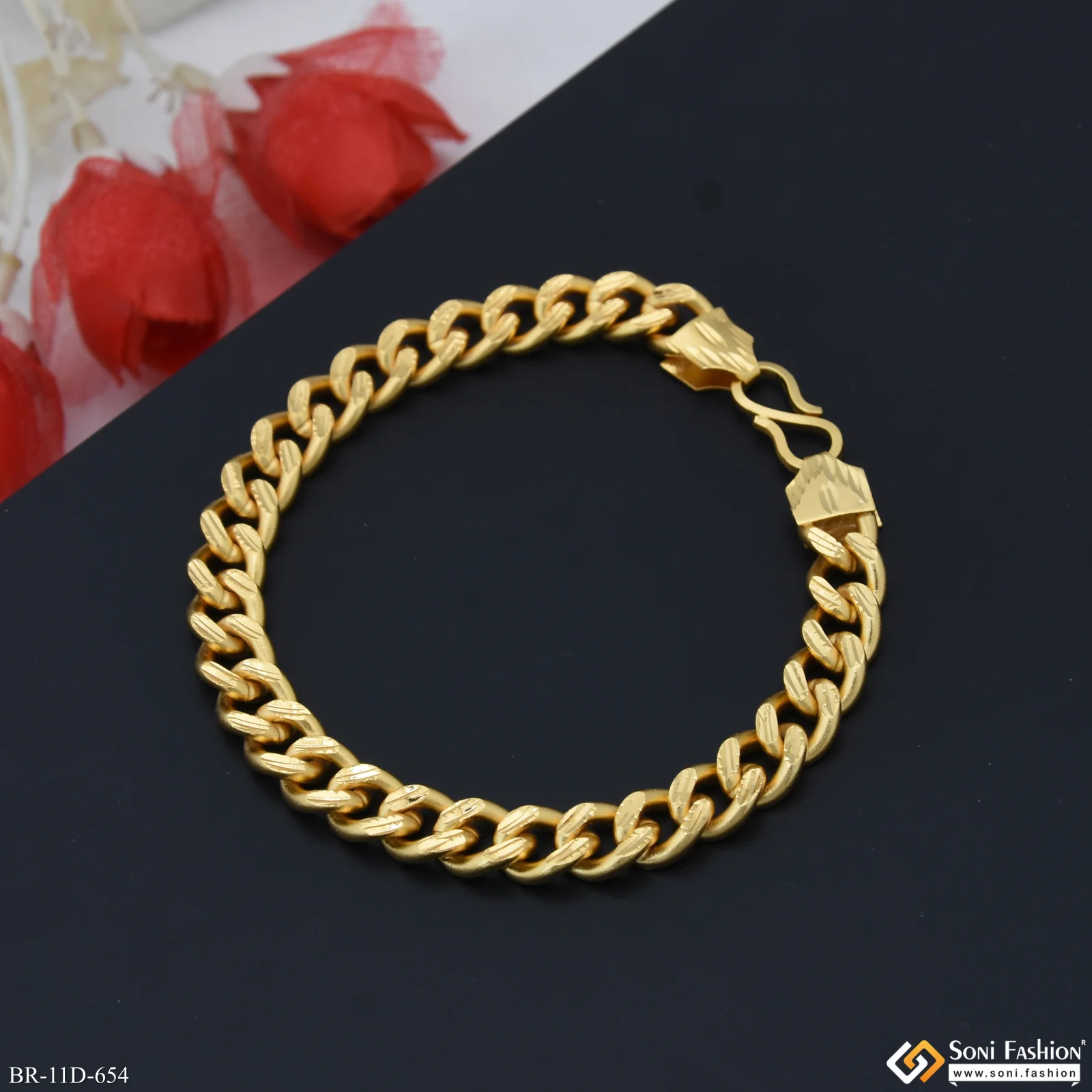 Etched Design High-Quality Gold Plated Linked Bracelet for Men - Style D654 - Image 4