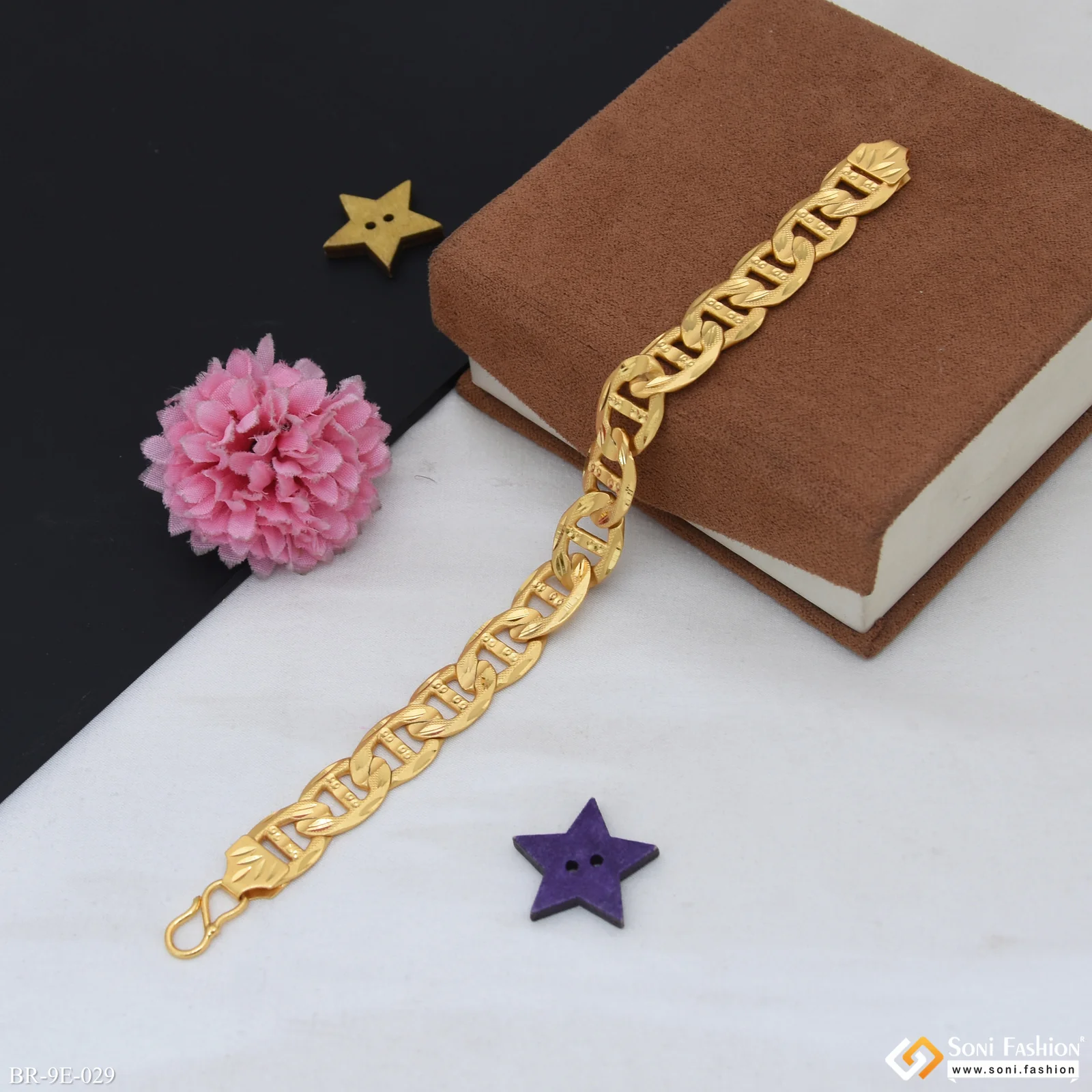 Excellent Design Gold Plated Link Bracelet for Men - Style E029 - Image 4