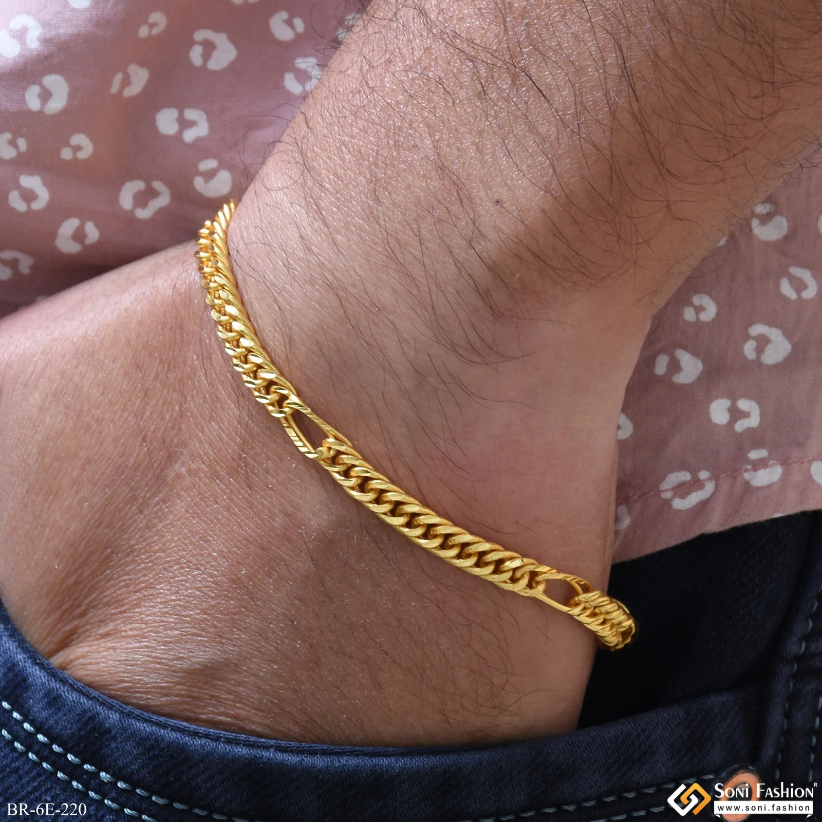 Excellent Design Gold Plated Link Bracelet for Men - Style E220