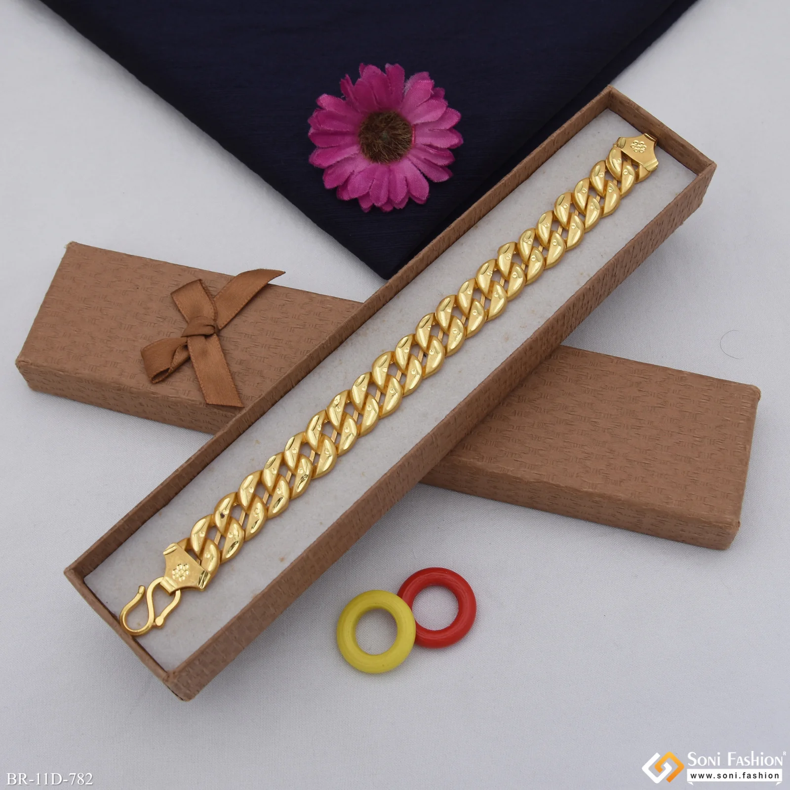 Excellent Design Gold Plated Pokal Bracelet for Men - Style D782 - Image 4