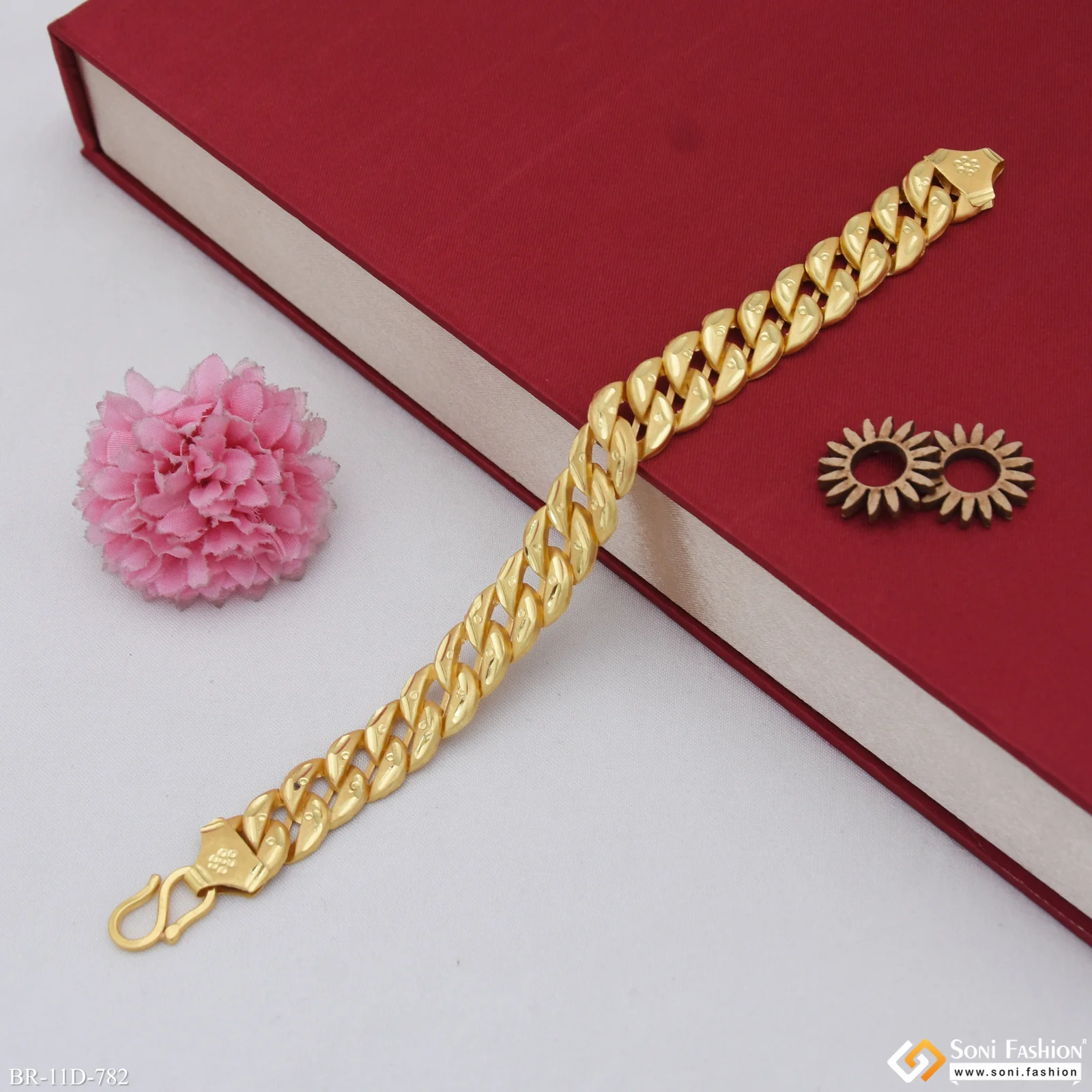 Excellent Design Gold Plated Pokal Bracelet for Men - Style D782 - Image 5