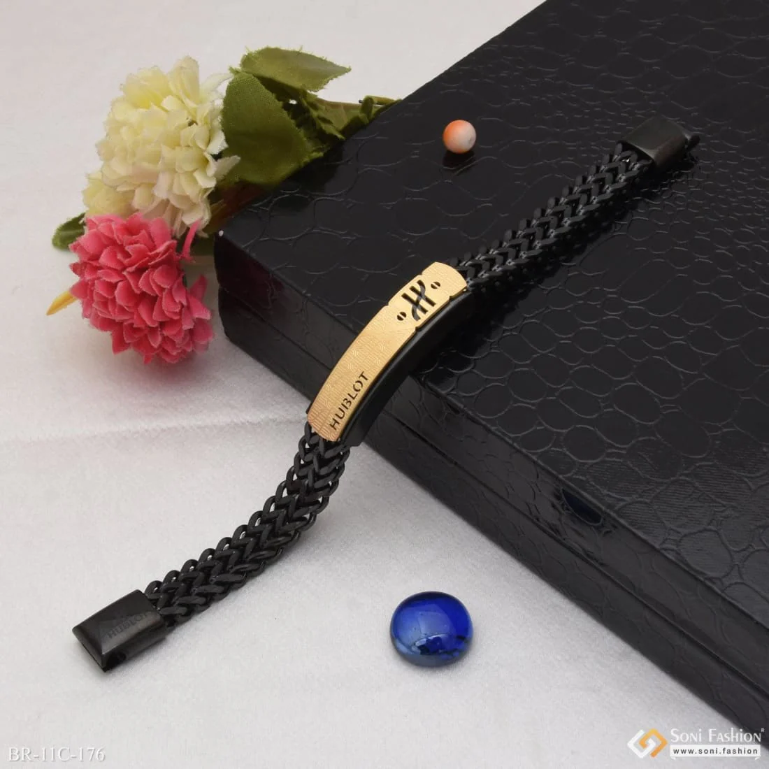 Exceptional Design High-Quality Black & Golden Color Bracelet for Men - Style C176 - Image 4