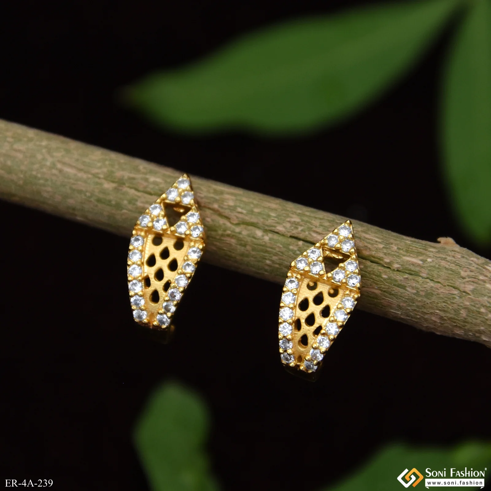 Exclusive Design Gold Plated Earrings for Ladies - Style A239 - Image 5