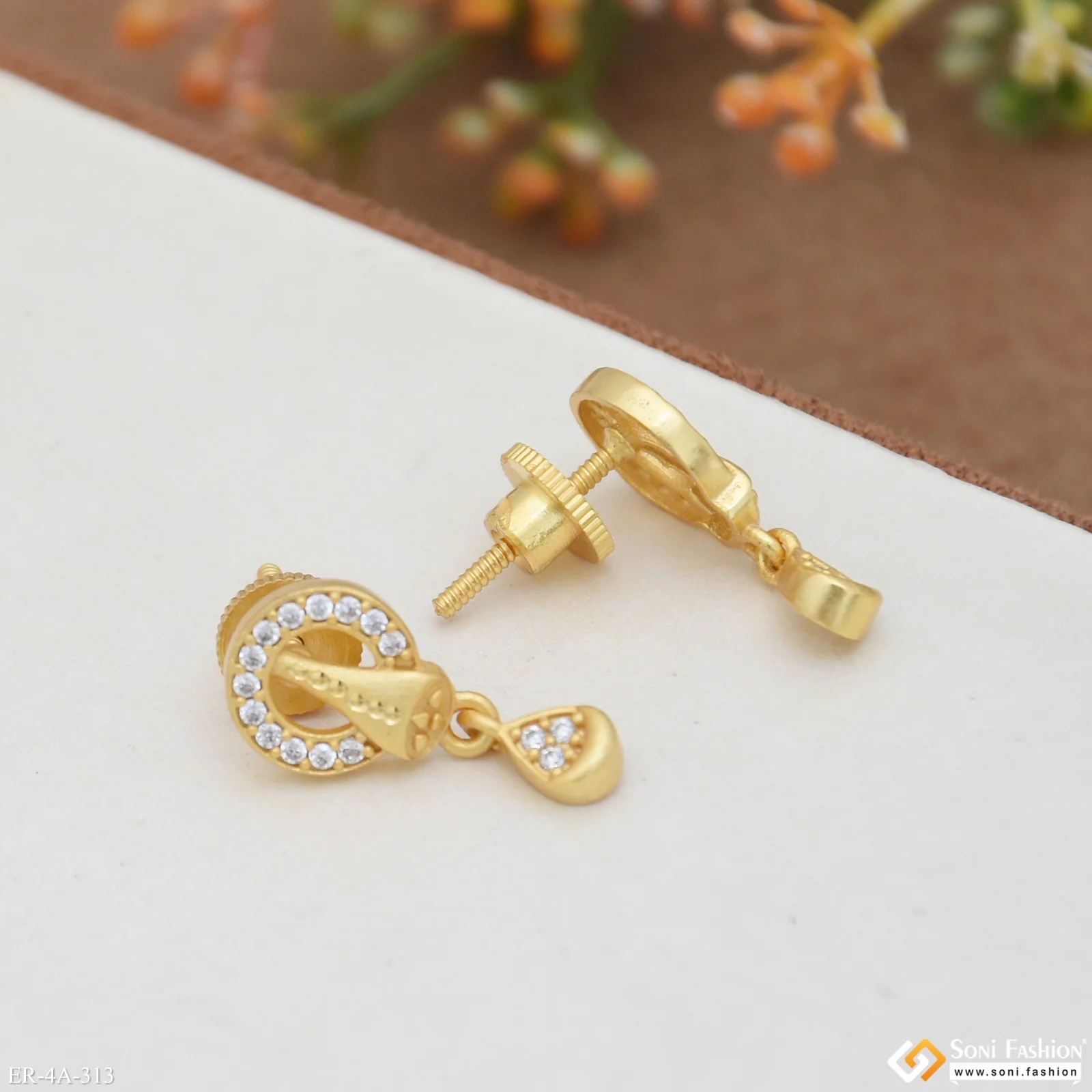 Exclusive Design Gold Plated Earrings for Ladies - Style A313 - Image 5