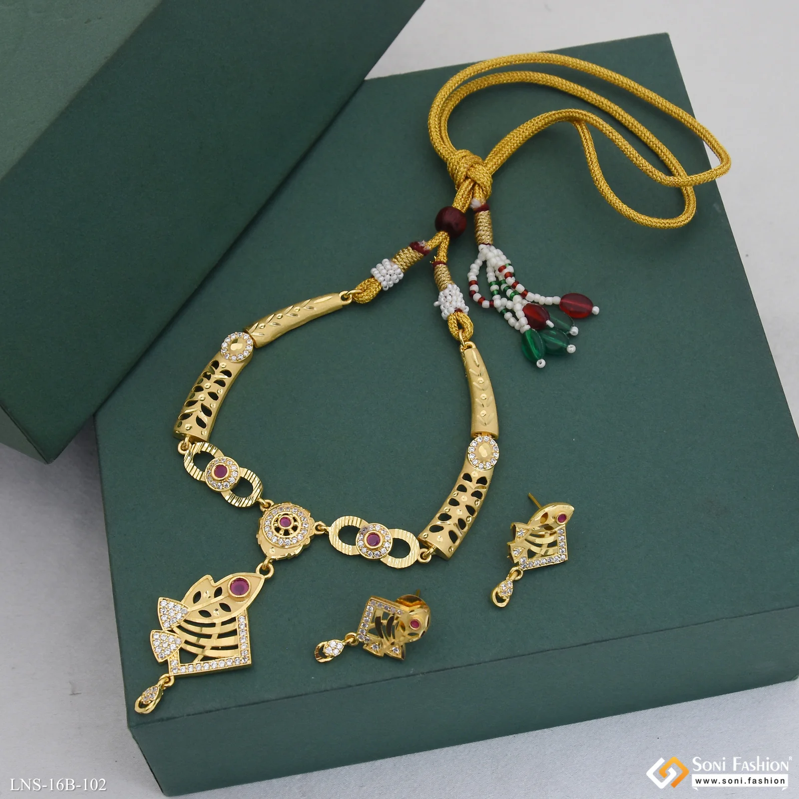 Exclusive Design Gold Plated Necklace Set for Women - Style B102 - Image 4