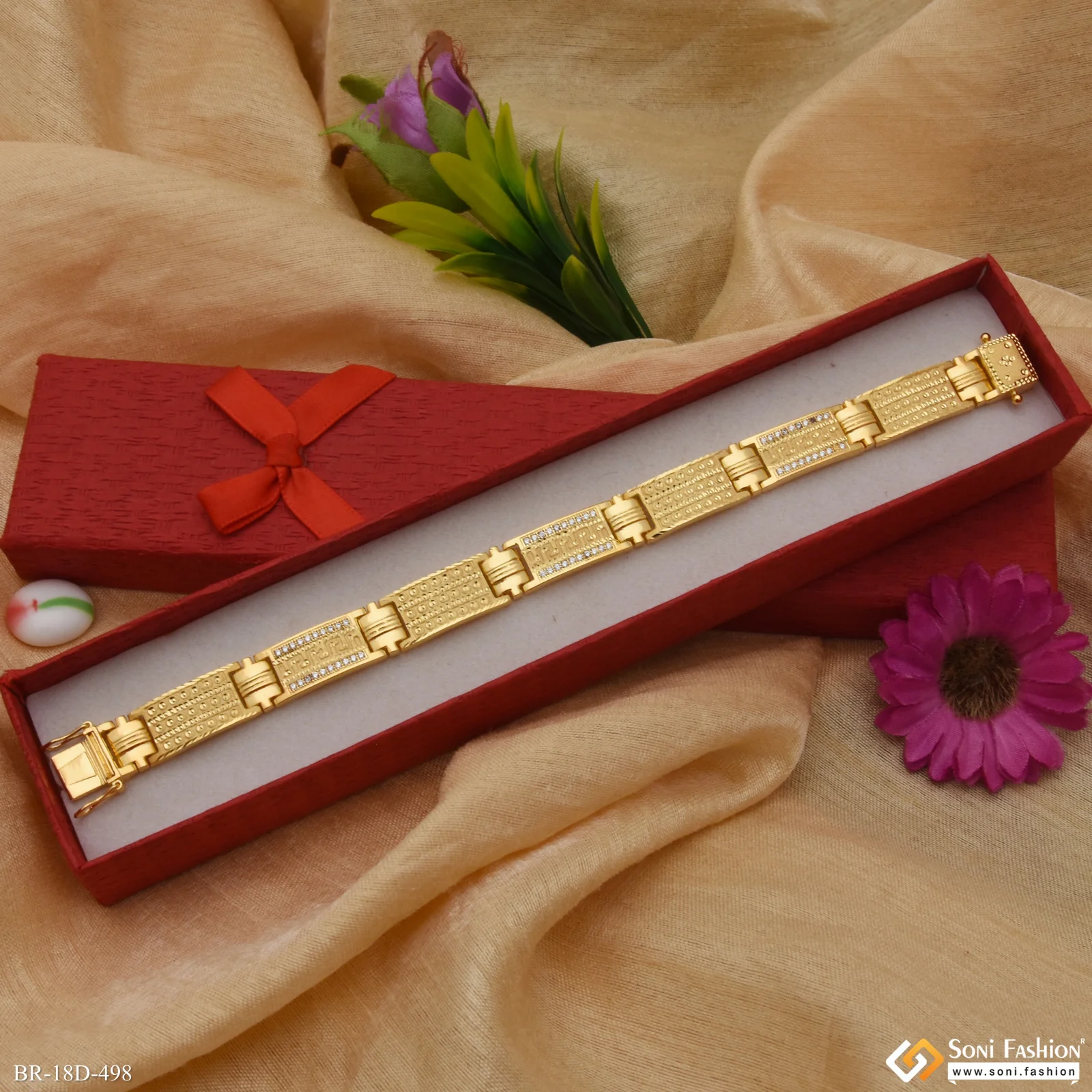 Extraordinary Design Gold Plated Bracelet for Men - Style D498 - Image 2