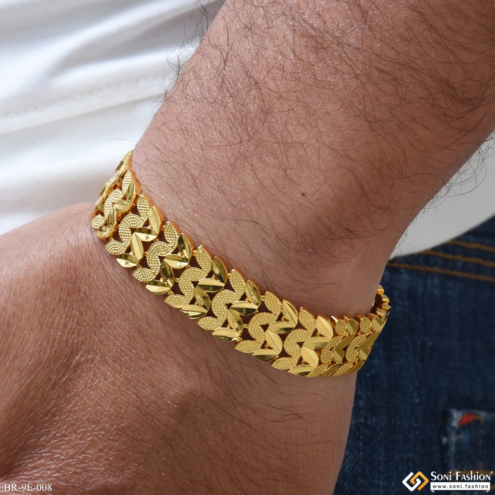 Extraordinary Design Gold Plated Bracelet for Men - Style E008 - Image 6