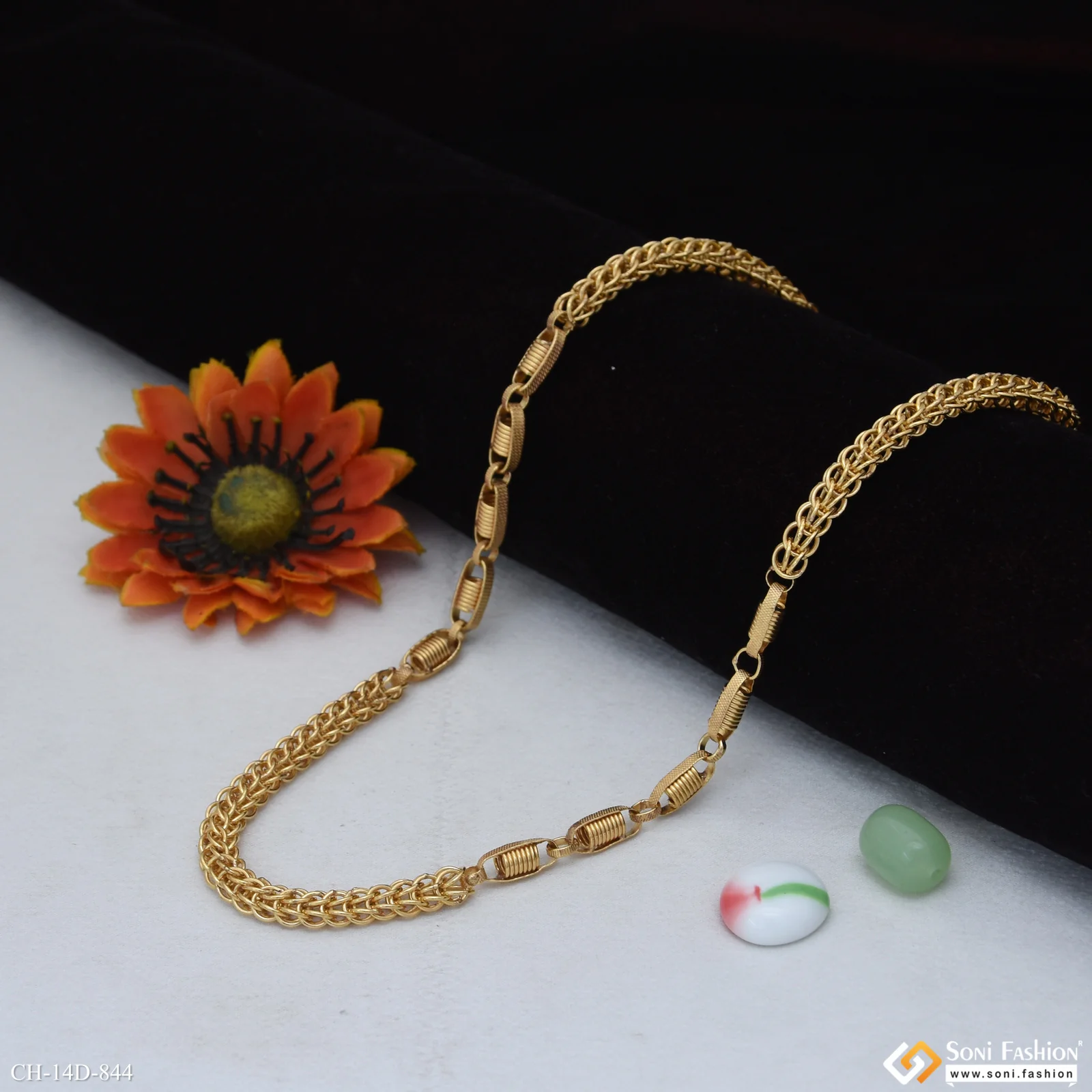 Extraordinary Design Gold Plated Rajwadi Chain for Men - Style D844 - Image 4