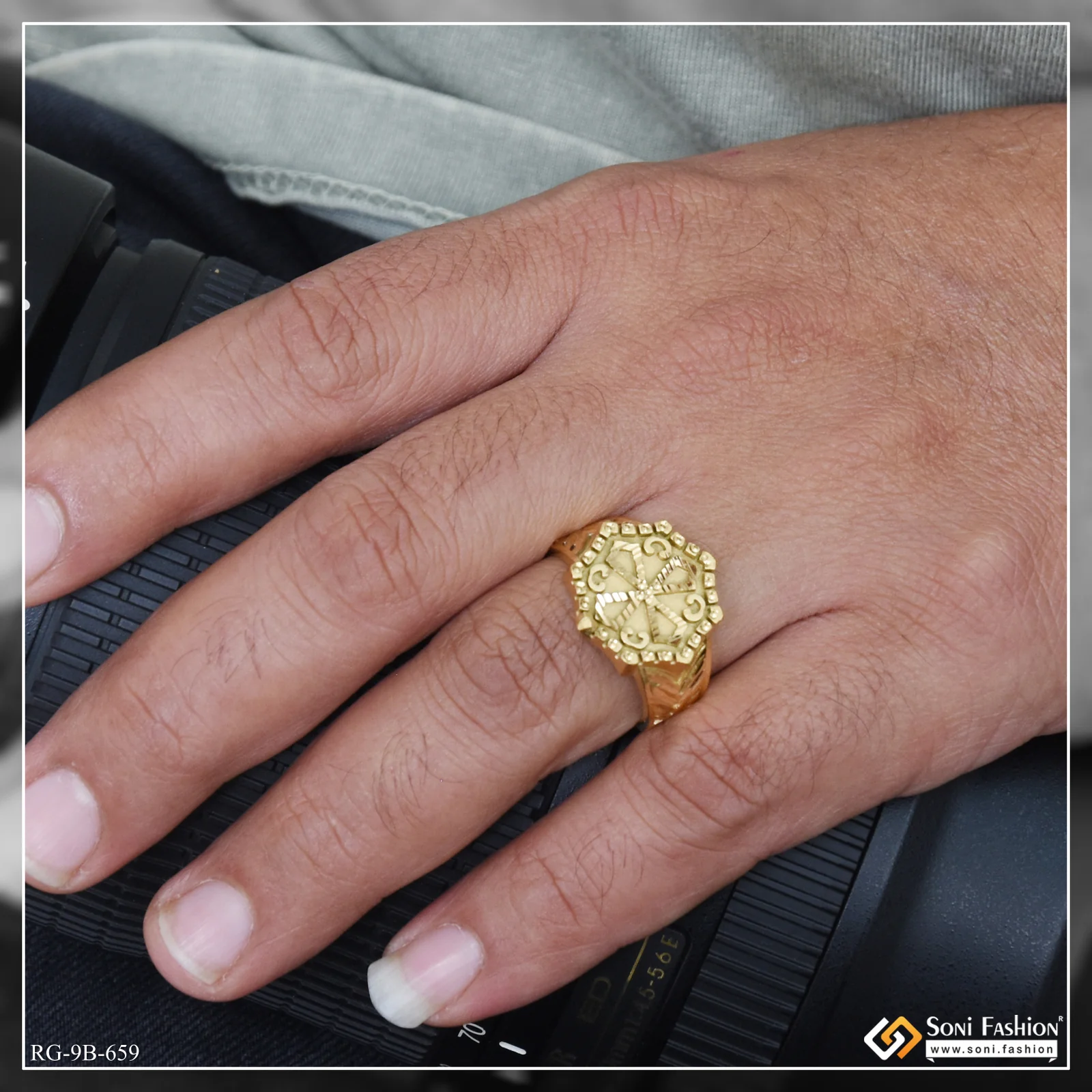 Extraordinary Design Gold Plated Ring for Men - Style B659