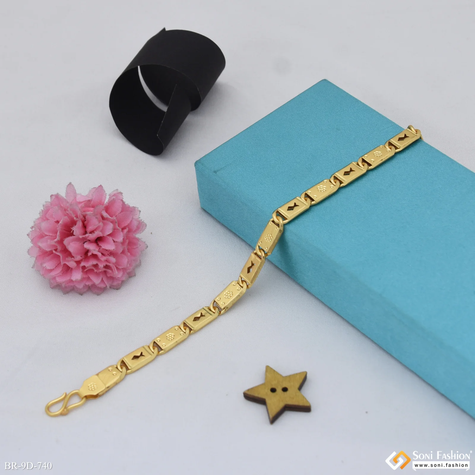 Fabulous Design Gold Plated Nawabi Bracelet for Men - Style D740 - Image 4